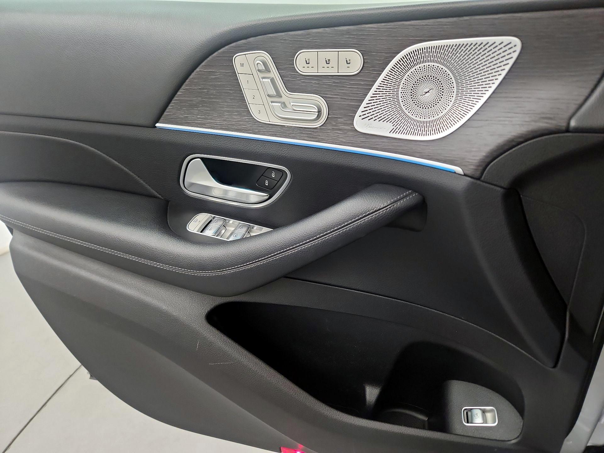 Thumbnail: 2020 Mercedes-Benz GLS - 10