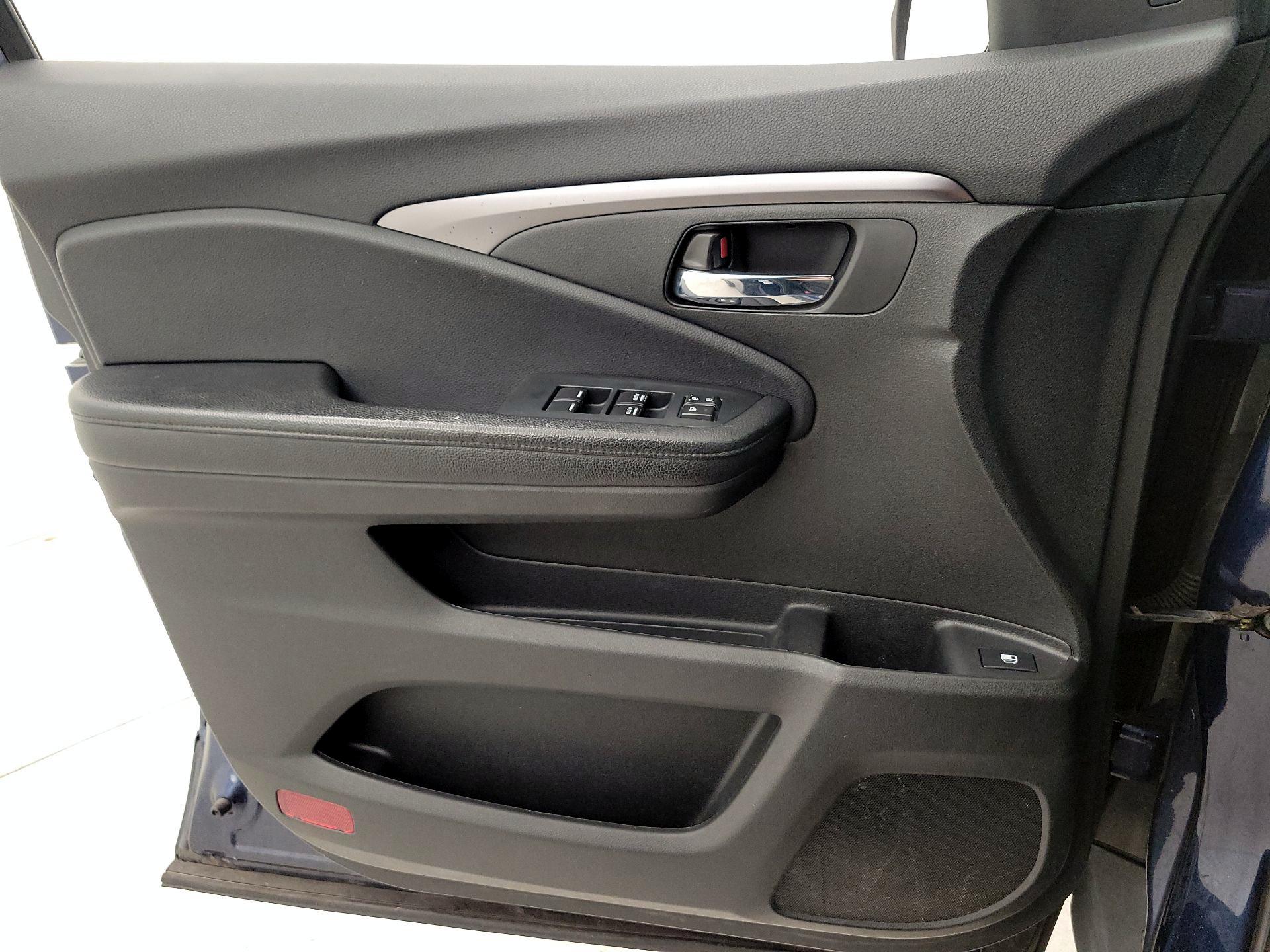 Thumbnail: 2022 Honda Pilot - 12