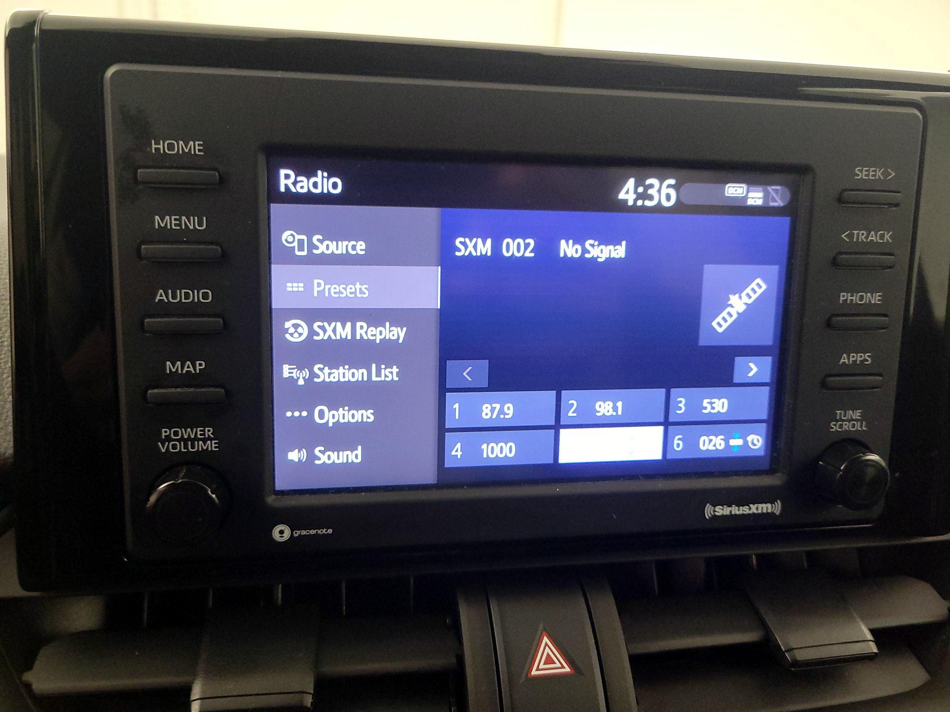 Thumbnail: 2022 Toyota RAV4 - 15