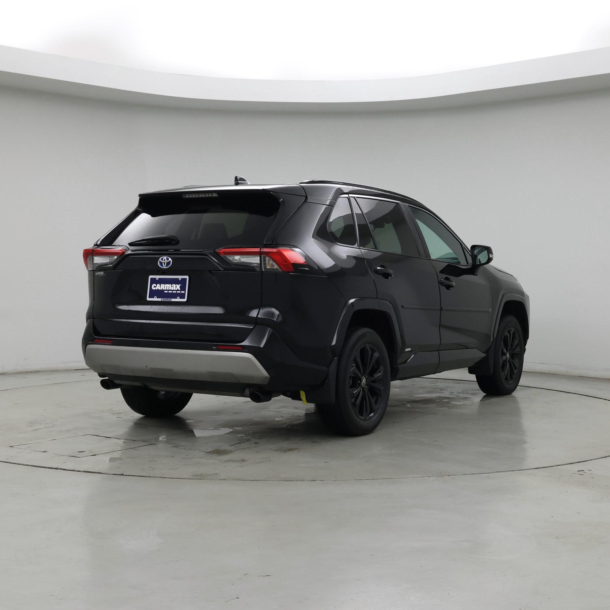 Thumbnail: 2022 Toyota RAV4 - 8