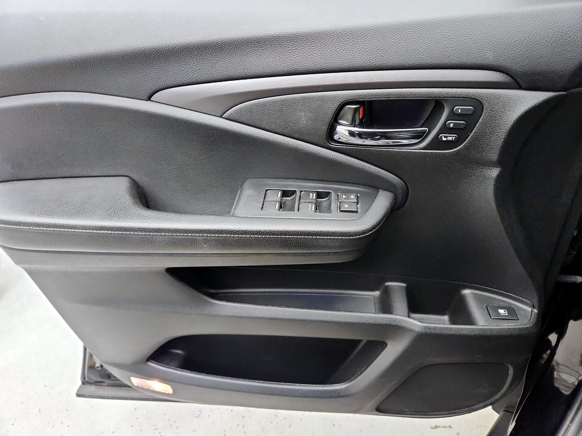 Thumbnail: 2023 Honda Ridgeline - 12