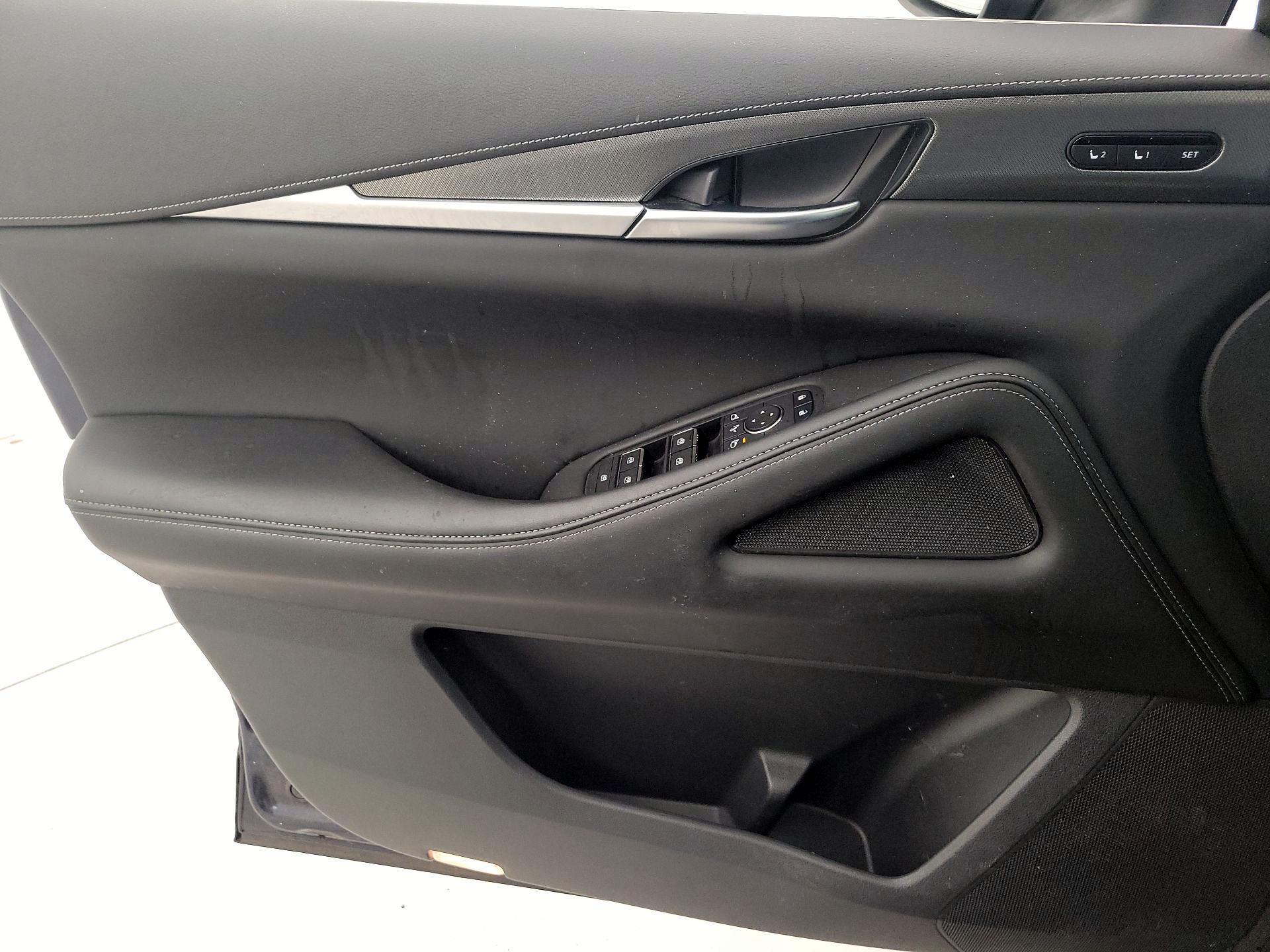 Thumbnail: 2023 INFINITI QX60 - 12