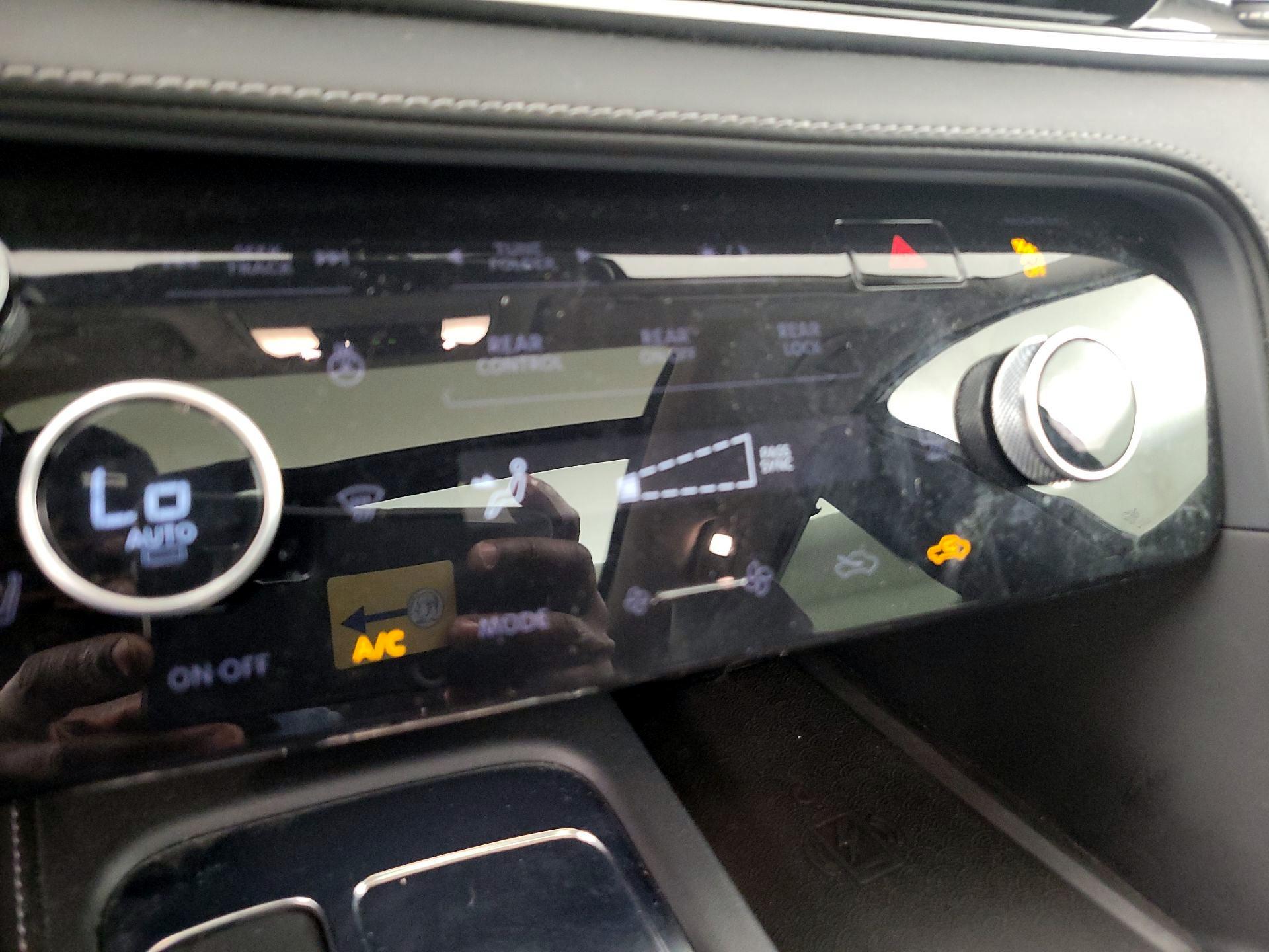 Thumbnail: 2023 INFINITI QX60 - 17