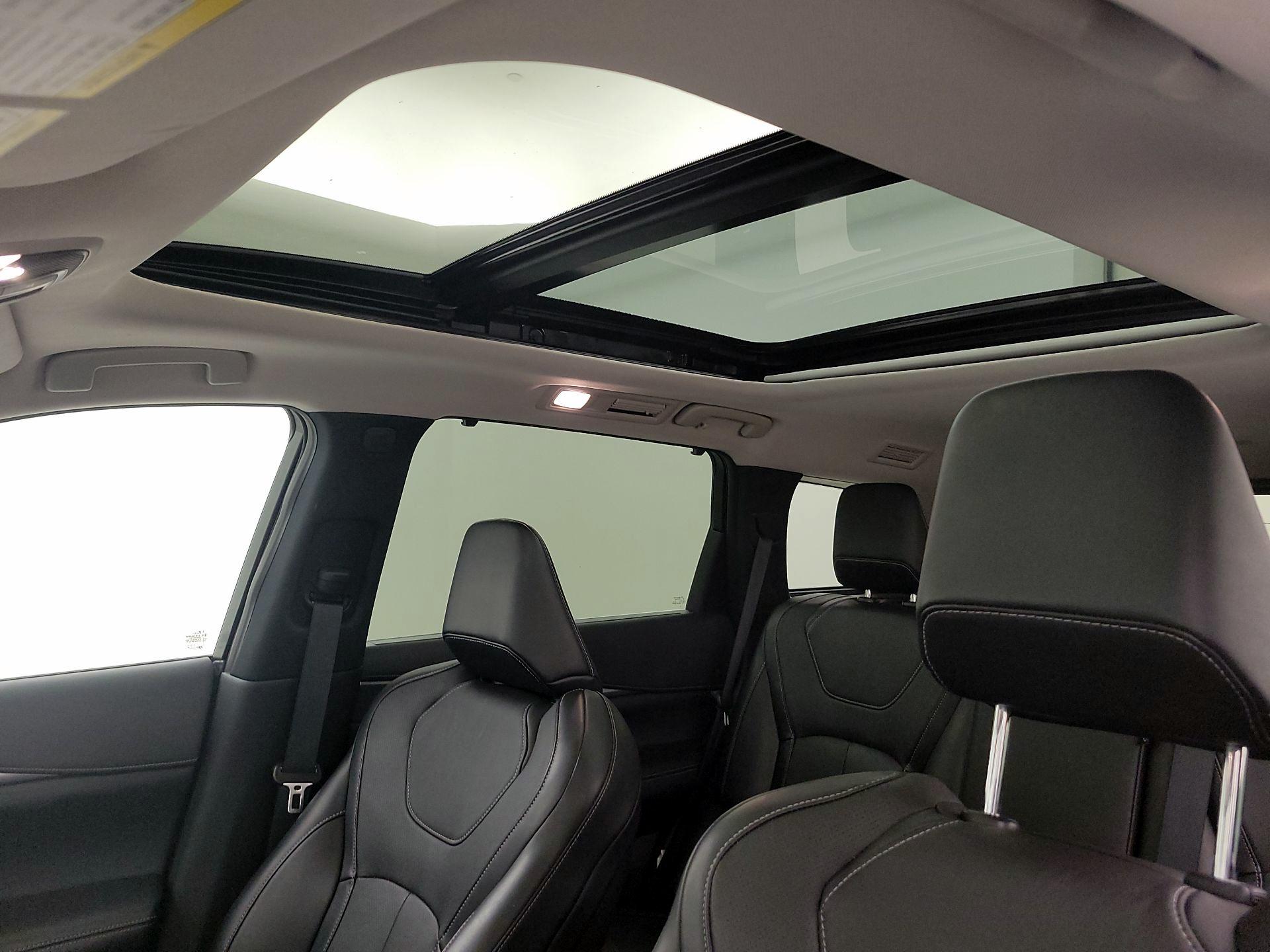 Thumbnail: 2023 INFINITI QX60 - 20