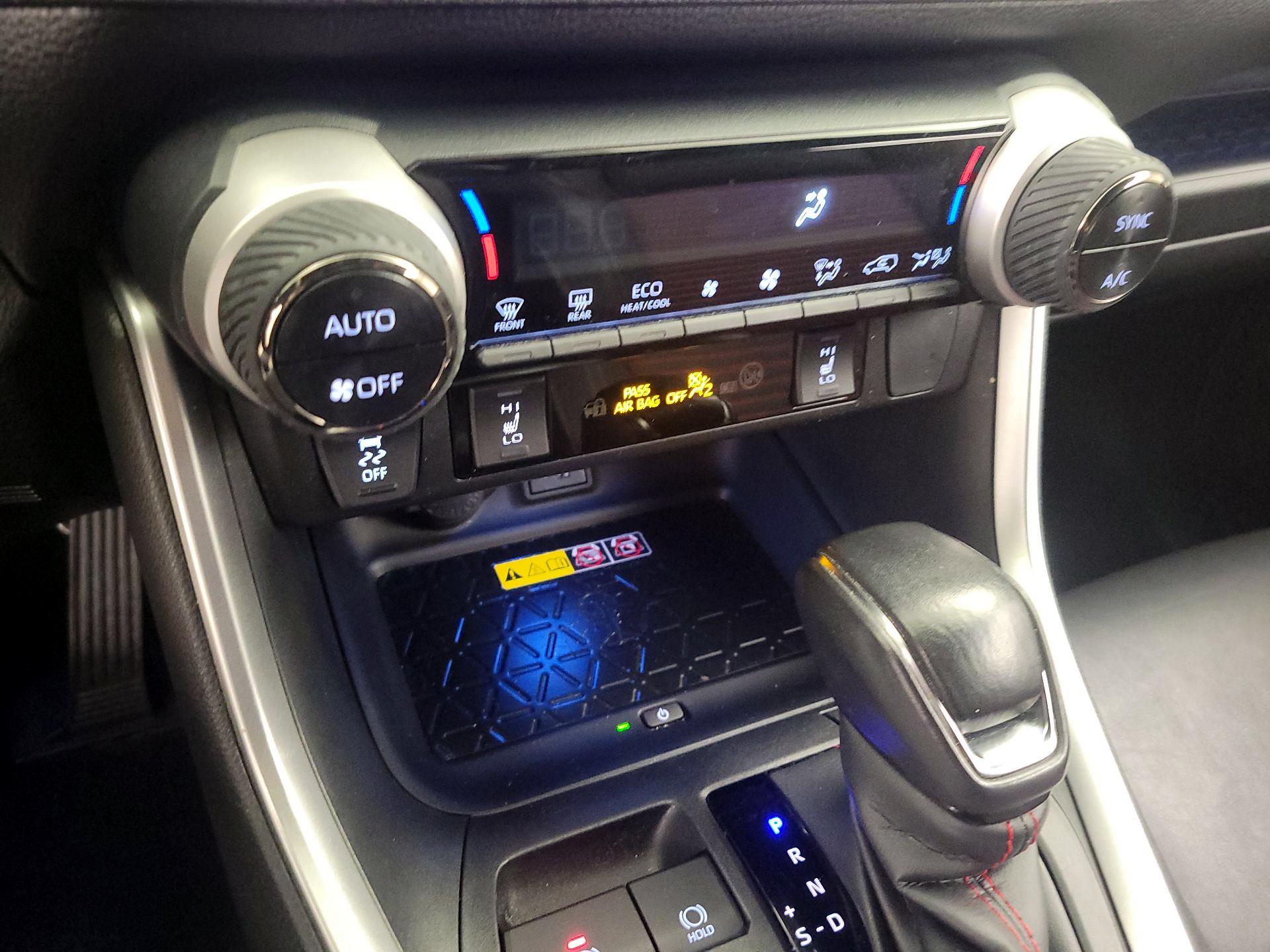 Thumbnail: 2023 Toyota RAV4 - 16