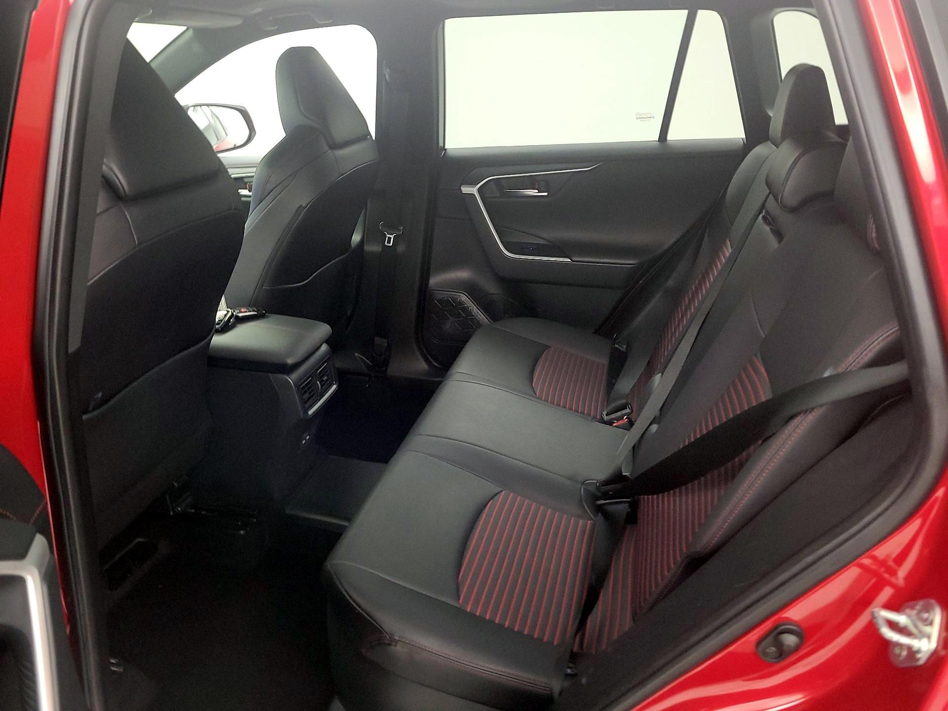 Thumbnail: 2023 Toyota RAV4 - 20