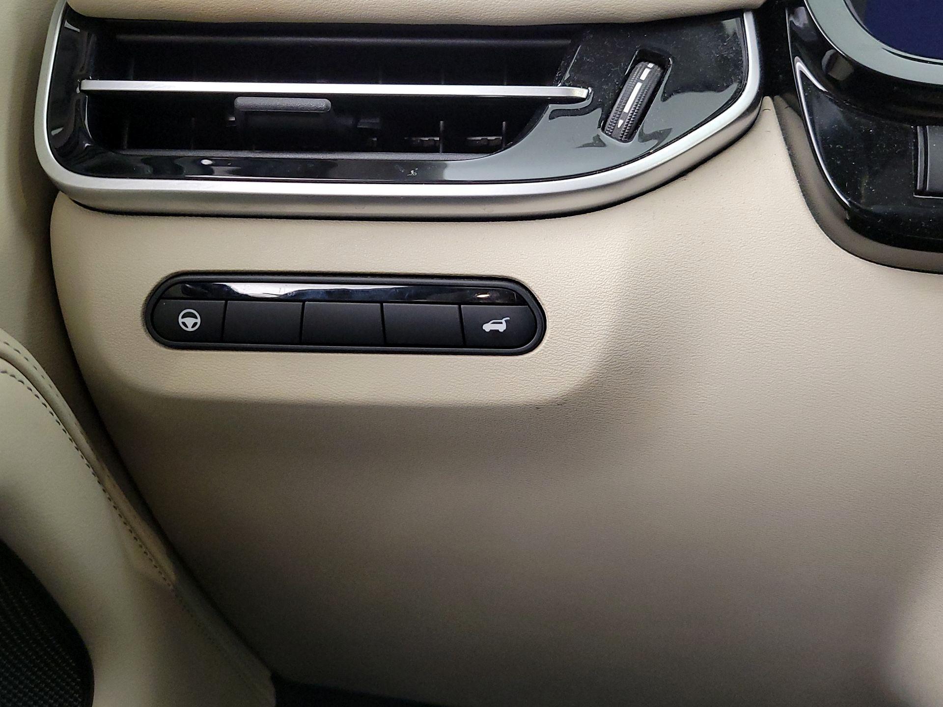 Thumbnail: 2022 INFINITI QX60 - 13