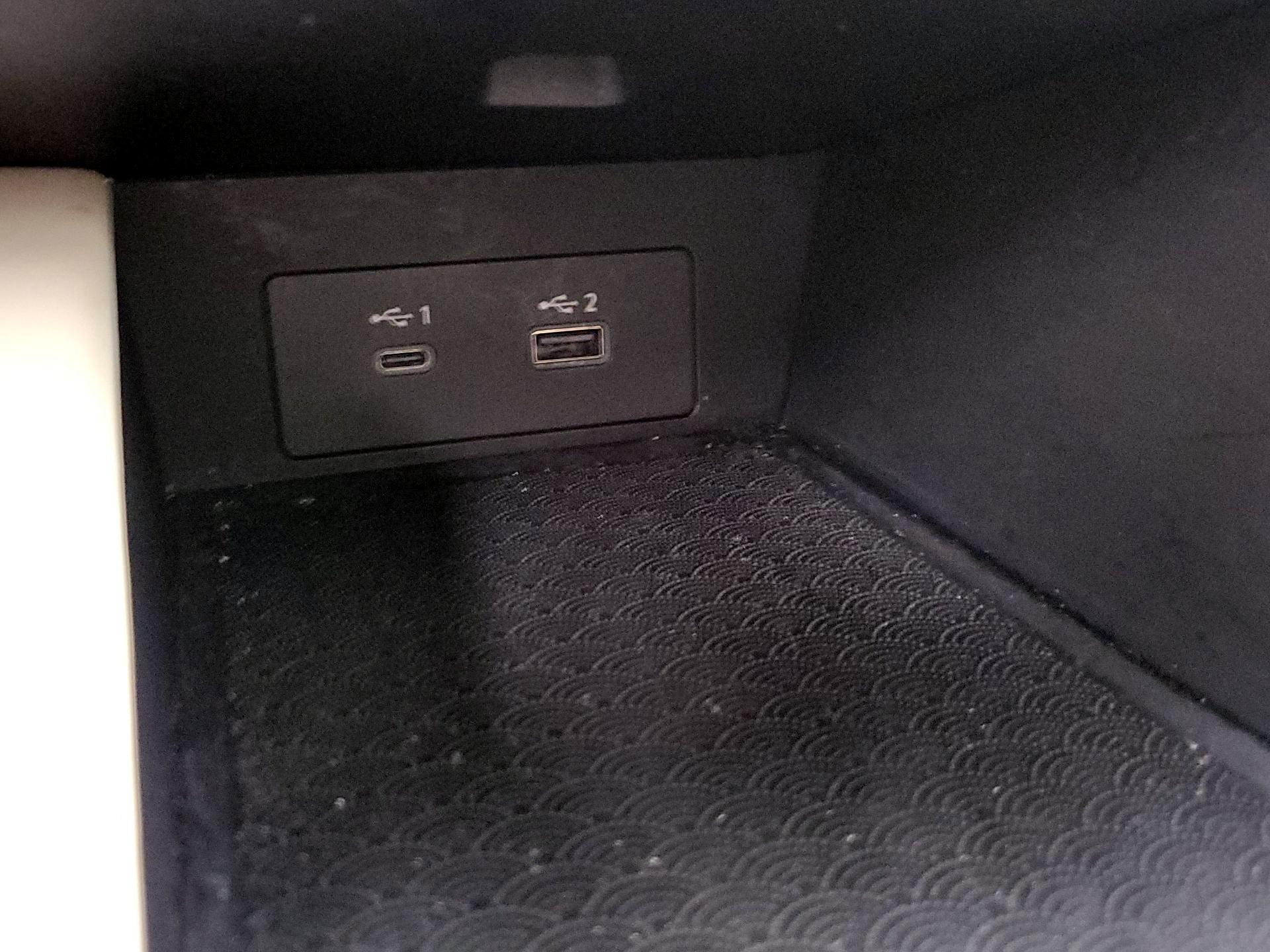 Thumbnail: 2022 INFINITI QX60 - 19