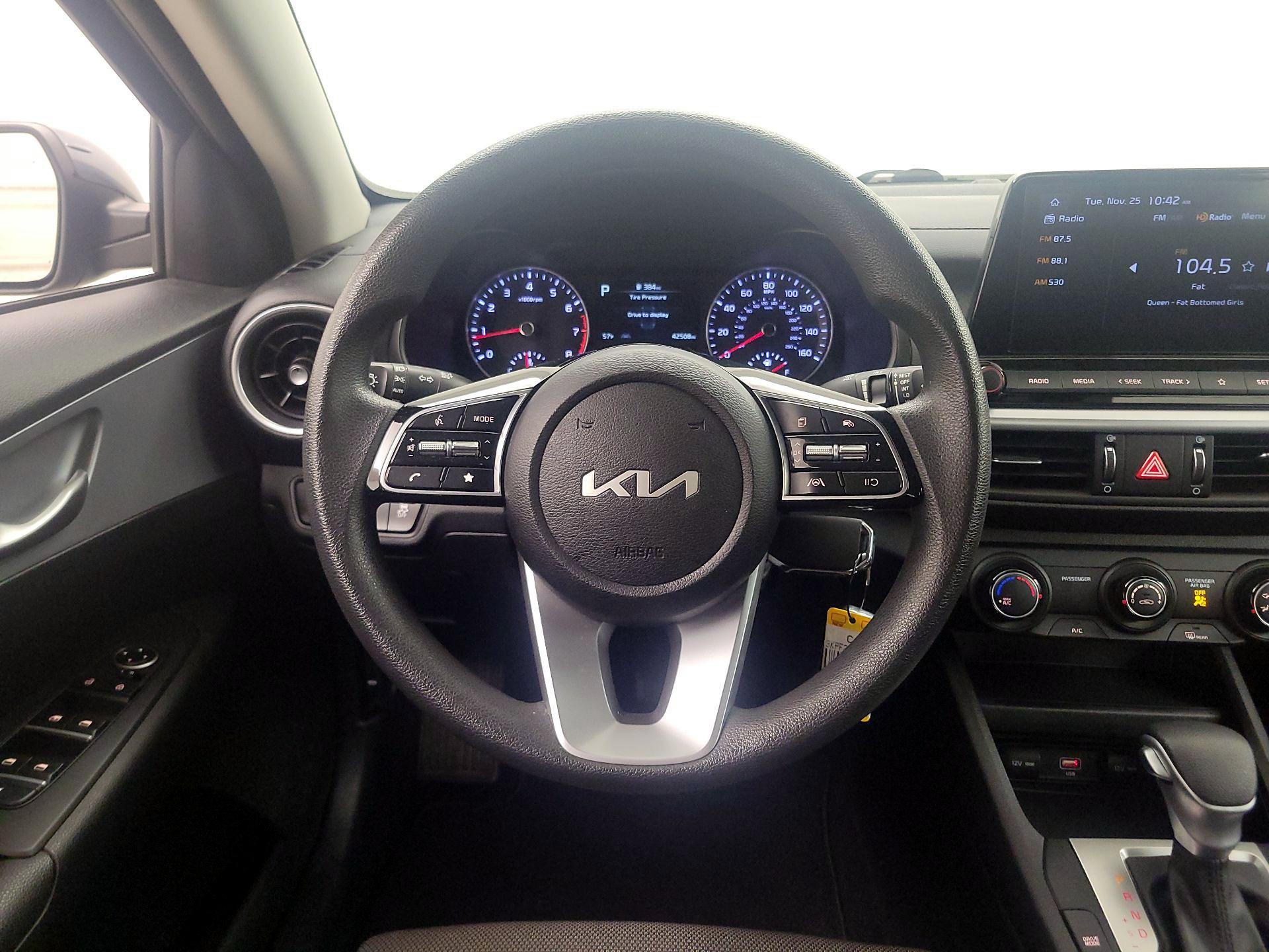 Thumbnail: 2023 Kia Forte - 10