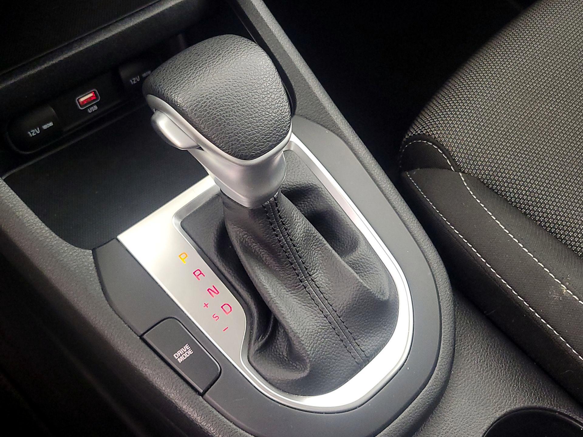 Thumbnail: 2023 Kia Forte - 17