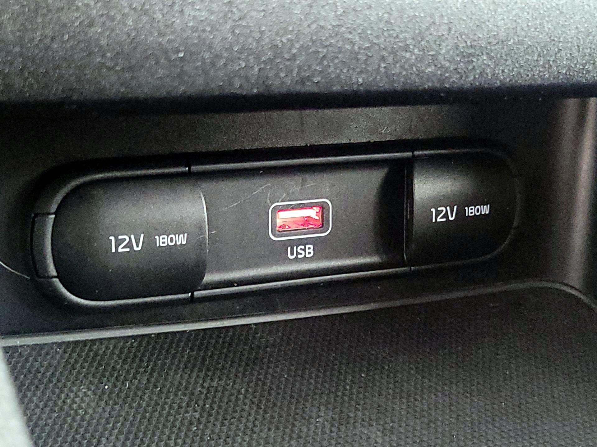 Thumbnail: 2023 Kia Forte - 18