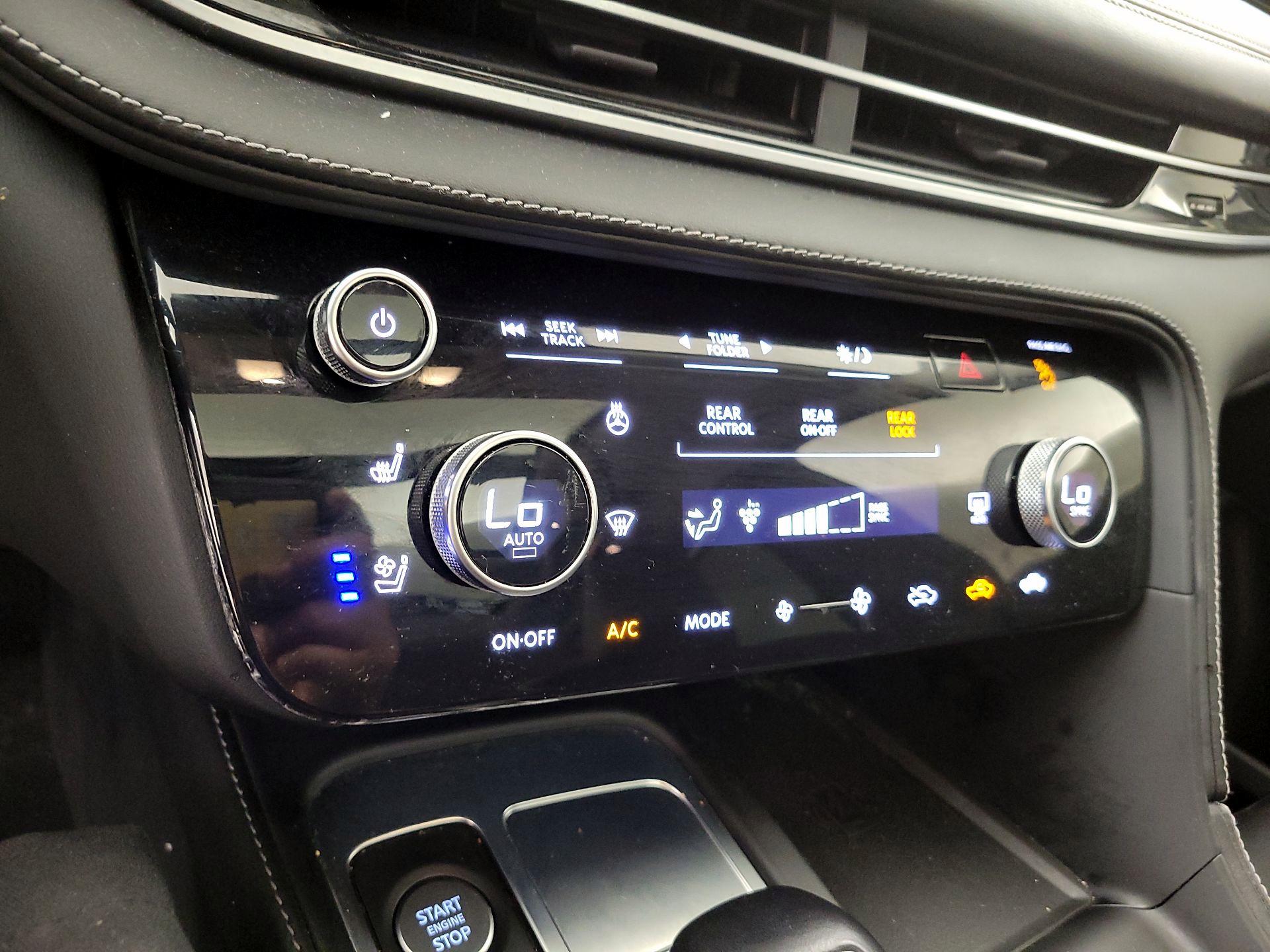 Thumbnail: 2023 INFINITI QX60 - 17