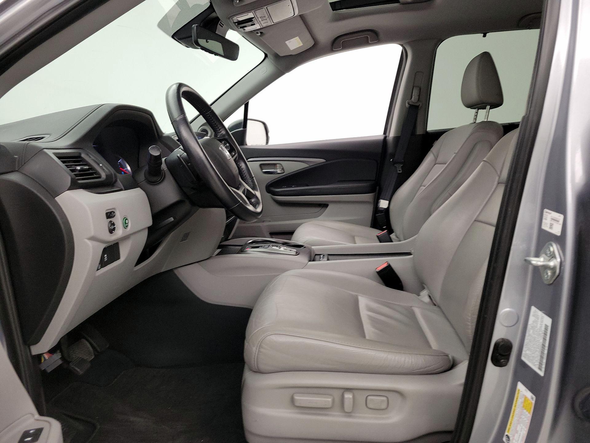 Thumbnail: 2021 Honda Pilot - 11