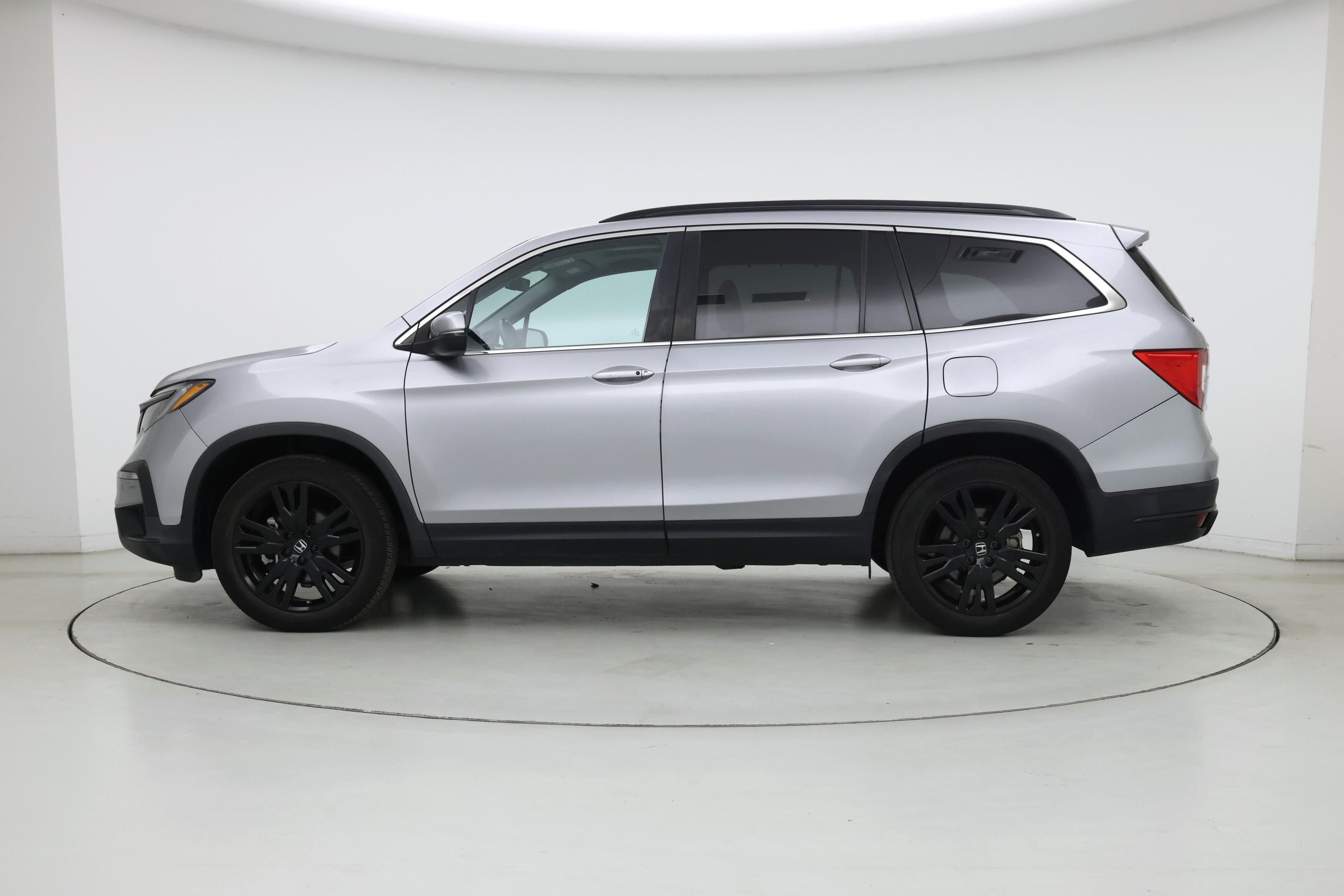 Thumbnail: 2021 Honda Pilot - 3