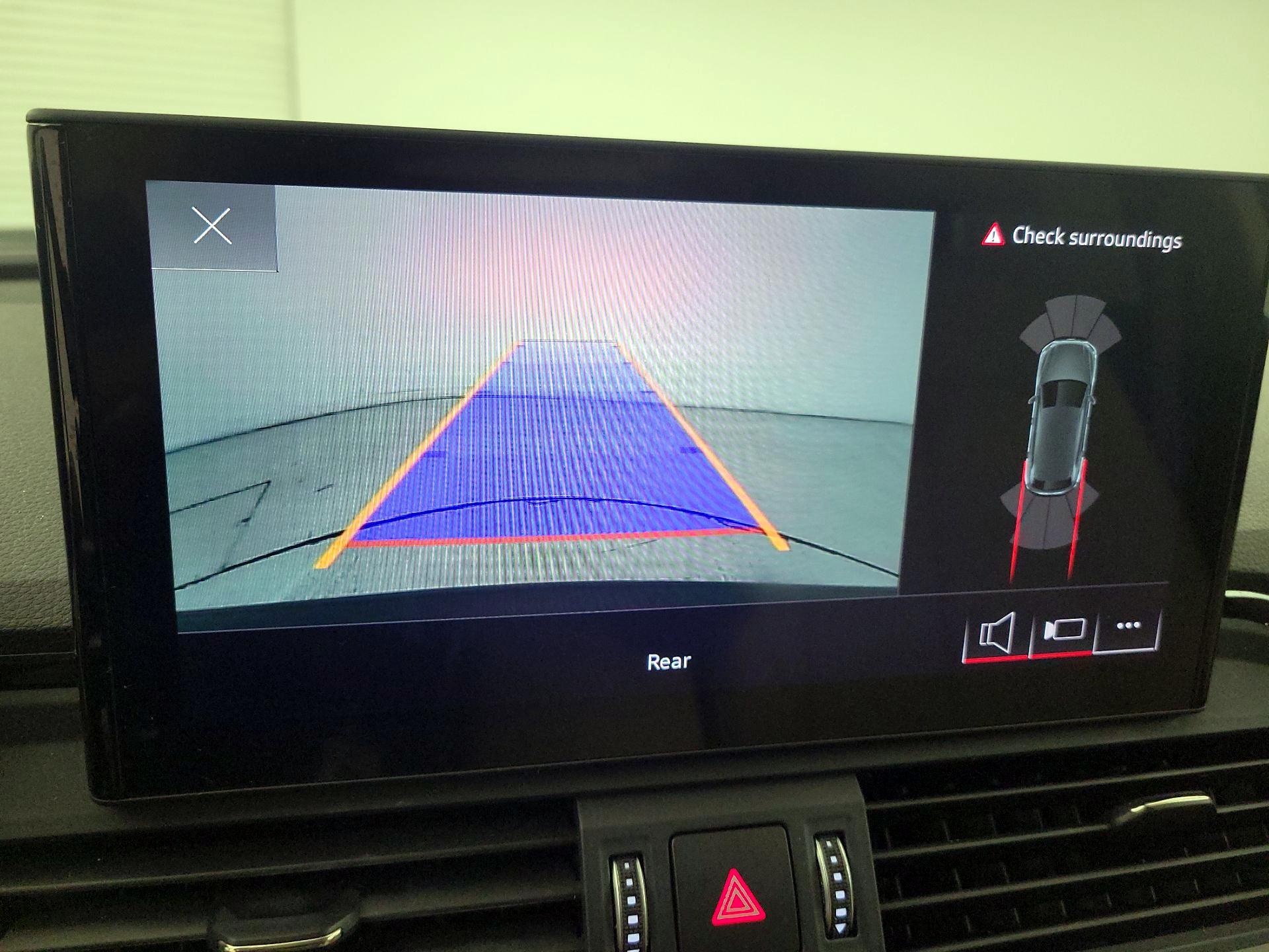 Thumbnail: 2022 Audi Q5 - 14