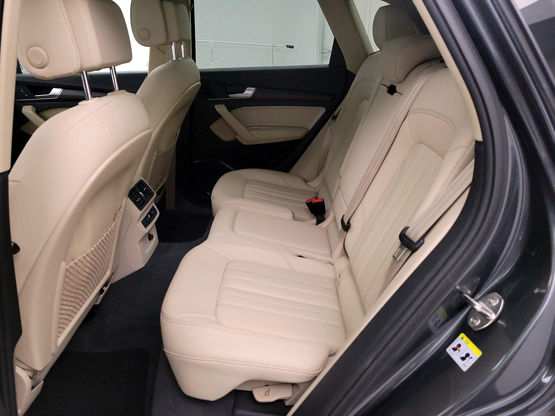 Thumbnail: 2022 Audi Q5 - 20