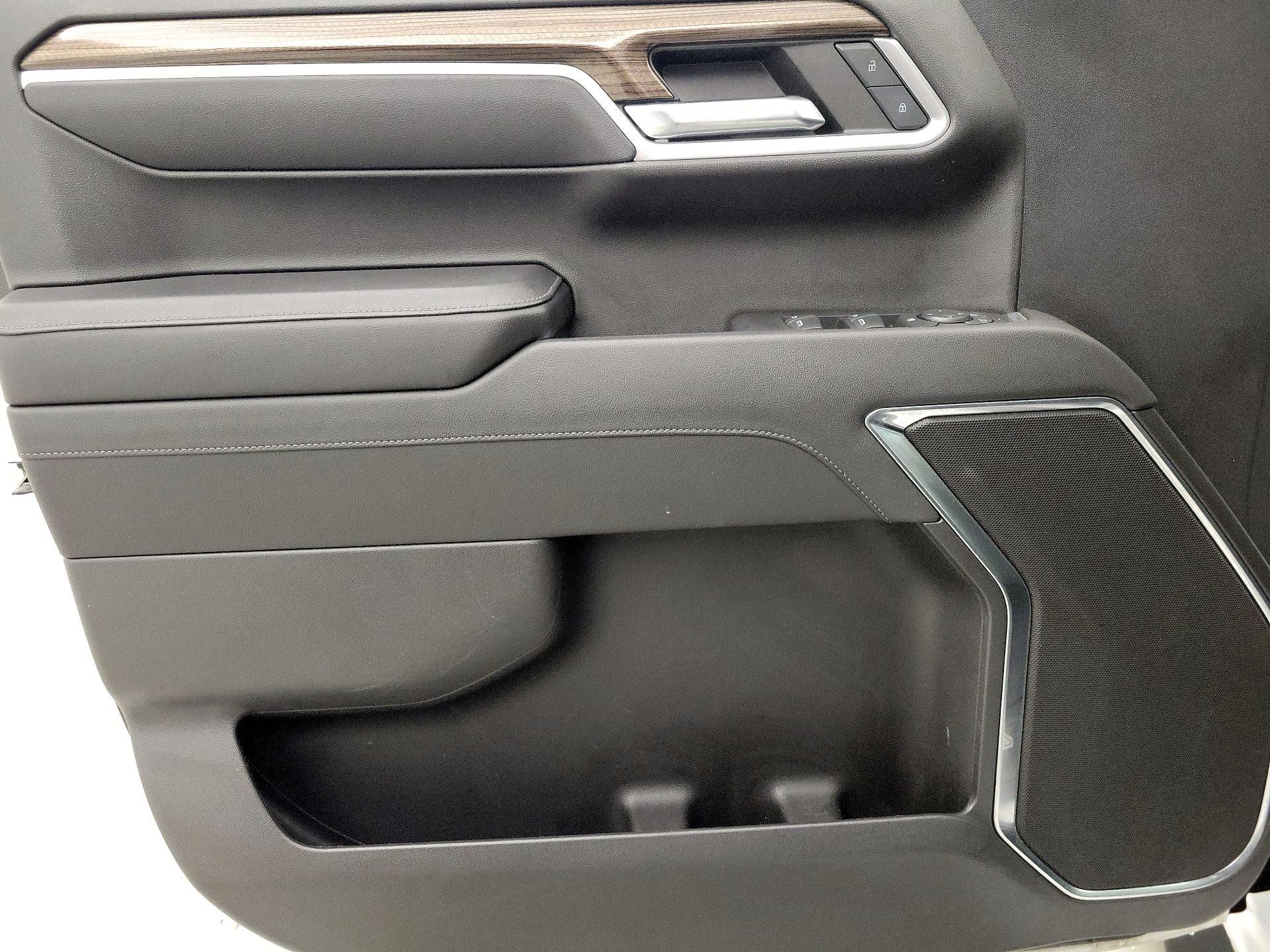 Thumbnail: 2022 Chevrolet Silverado 1500 - 12