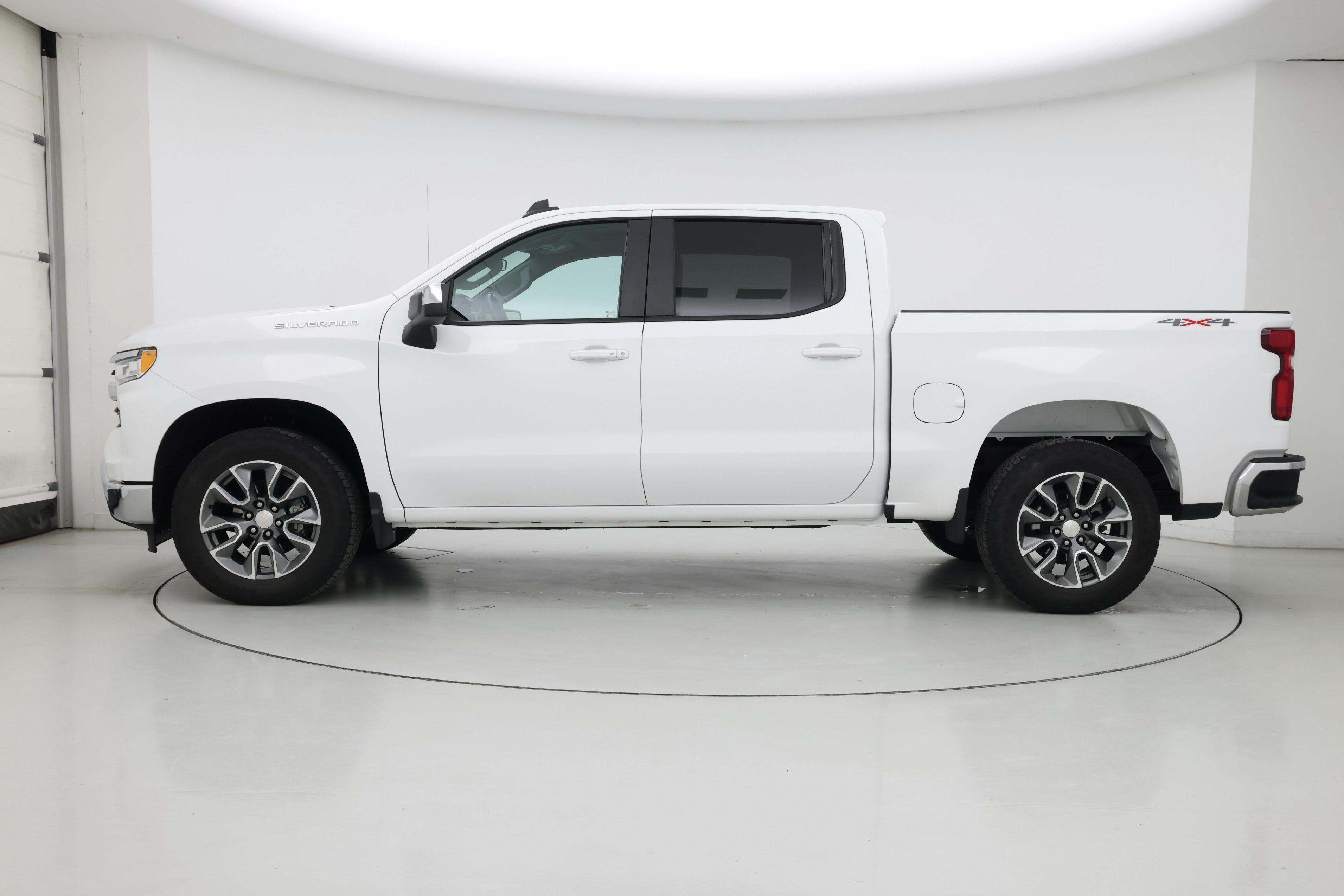 Thumbnail: 2022 Chevrolet Silverado 1500 - 3