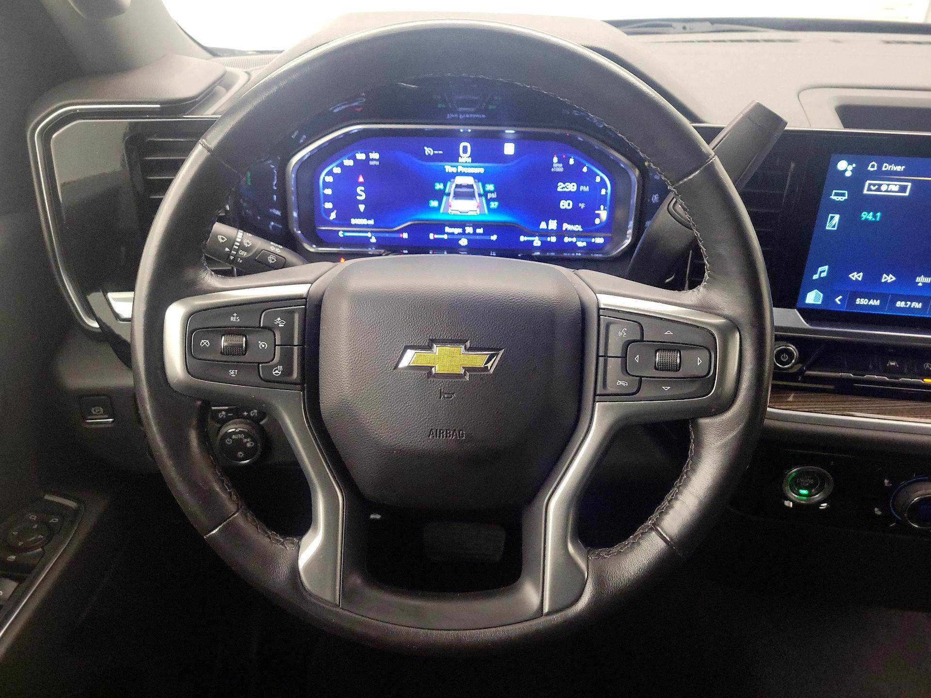 Thumbnail: 2022 Chevrolet Silverado 1500 - 10