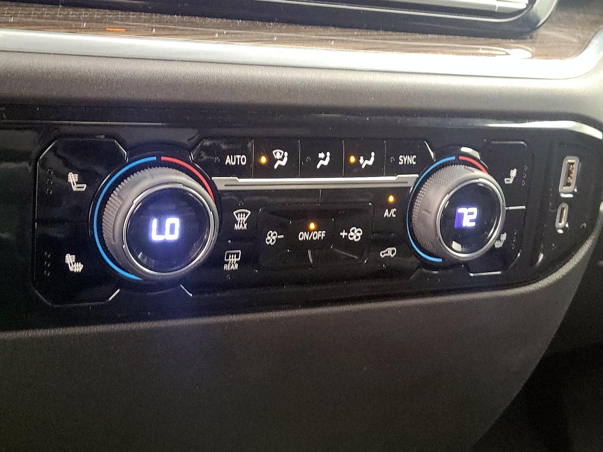 Thumbnail: 2022 Chevrolet Silverado 1500 - 16