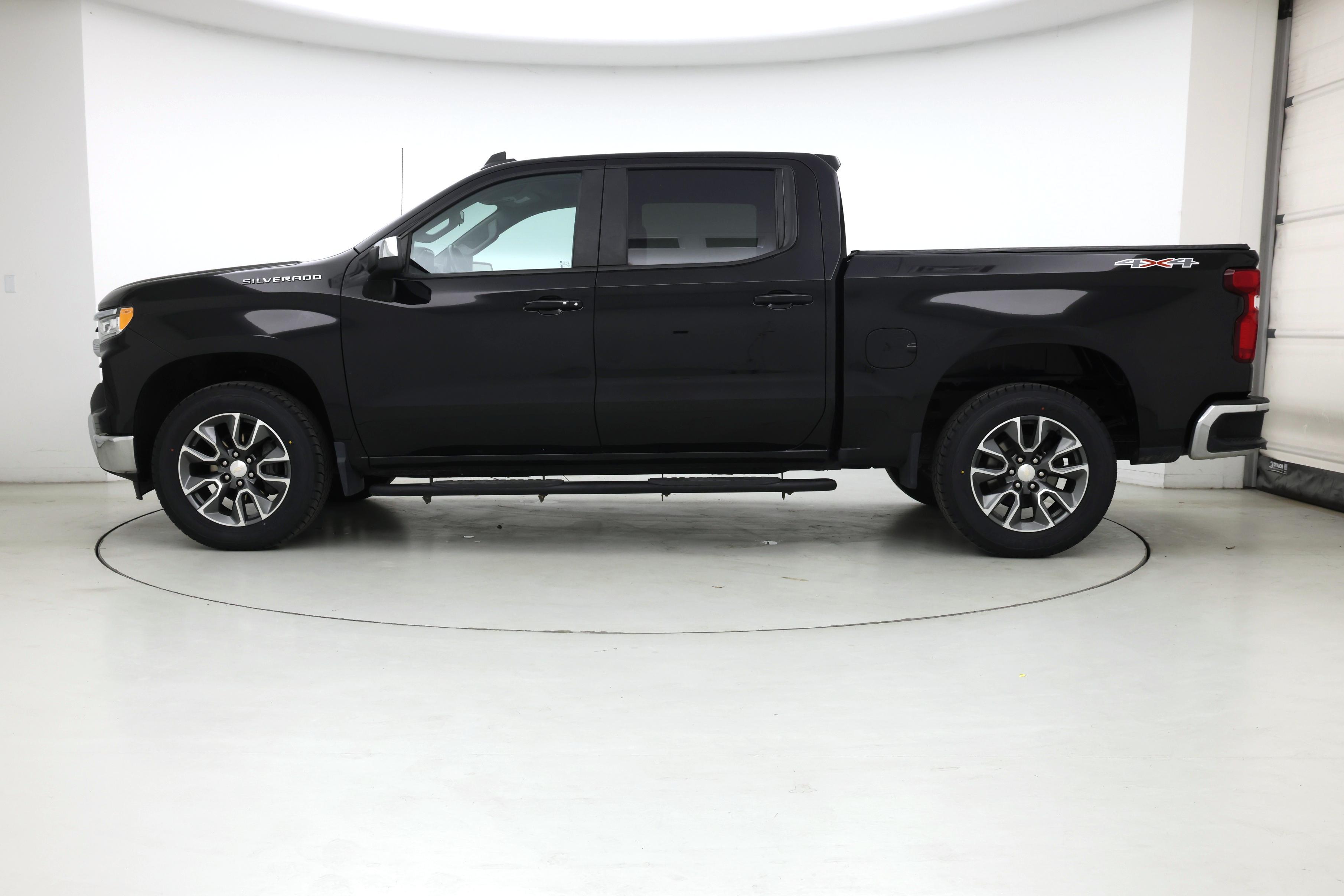 Thumbnail: 2022 Chevrolet Silverado 1500 - 3