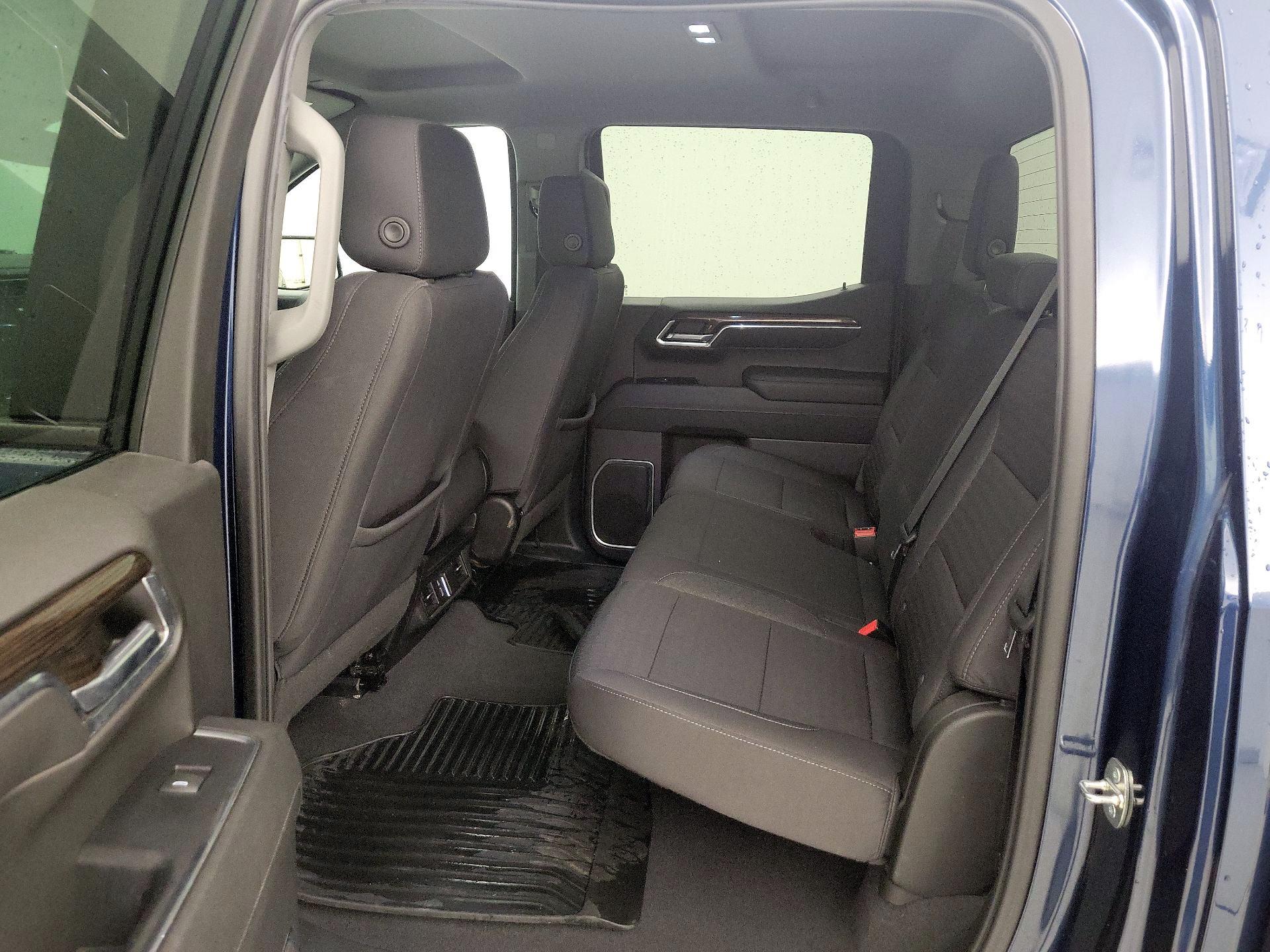 Thumbnail: 2023 Chevrolet Silverado 1500 - 19