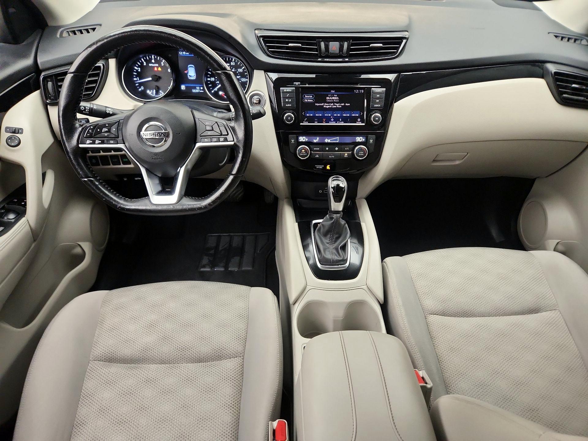 Thumbnail: 2021 Nissan Rogue Sport - 9