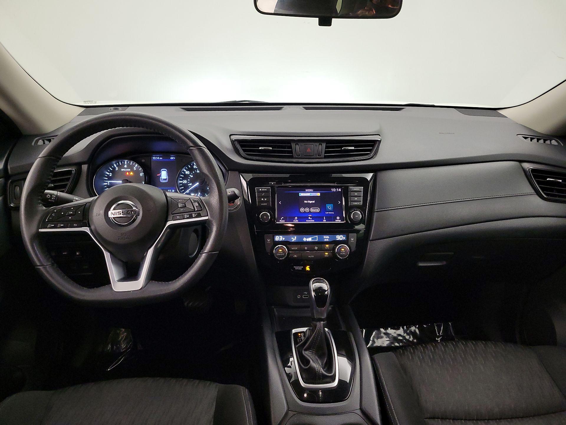 Thumbnail: 2020 Nissan Rogue - 9