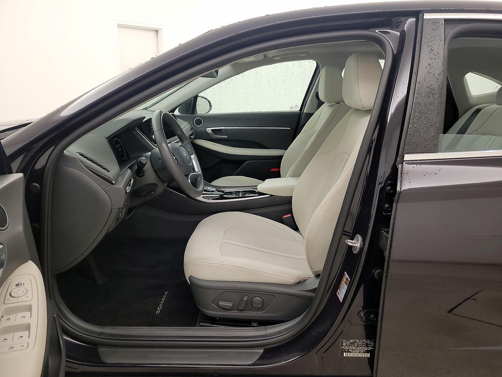 Thumbnail: 2023 Hyundai Sonata - 11