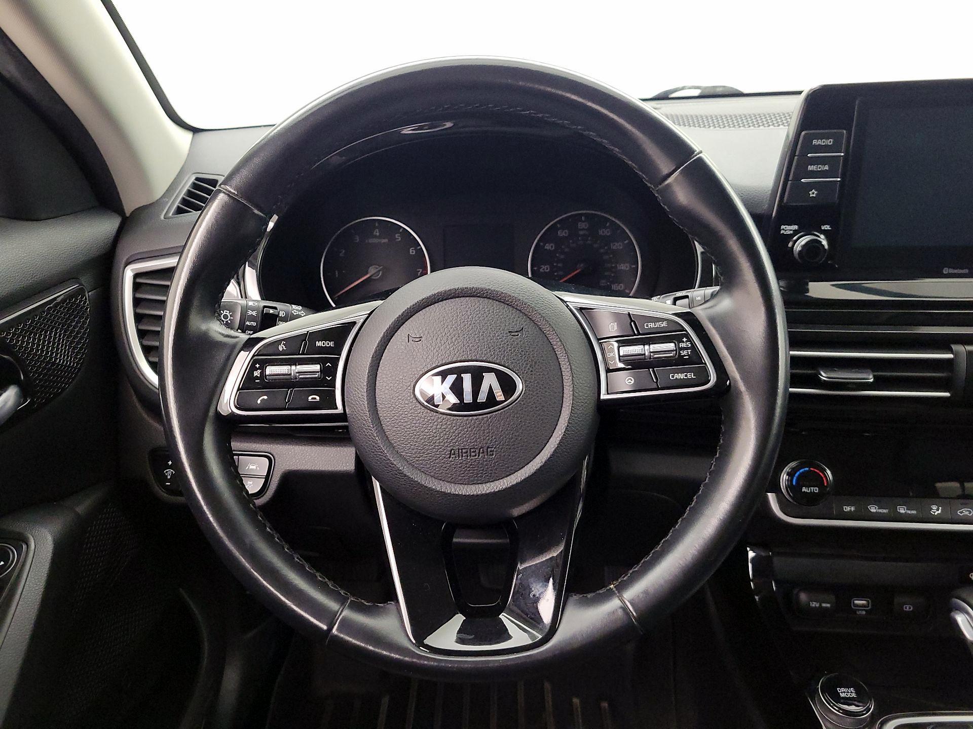 Thumbnail: 2021 Kia Seltos - 10