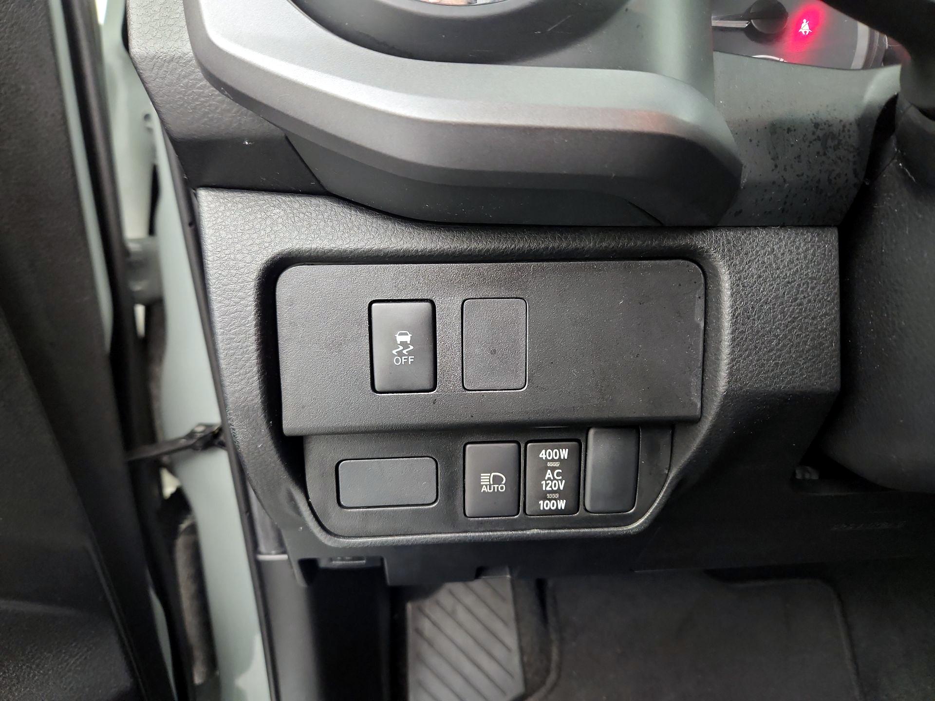 Thumbnail: 2022 Toyota Tacoma - 11