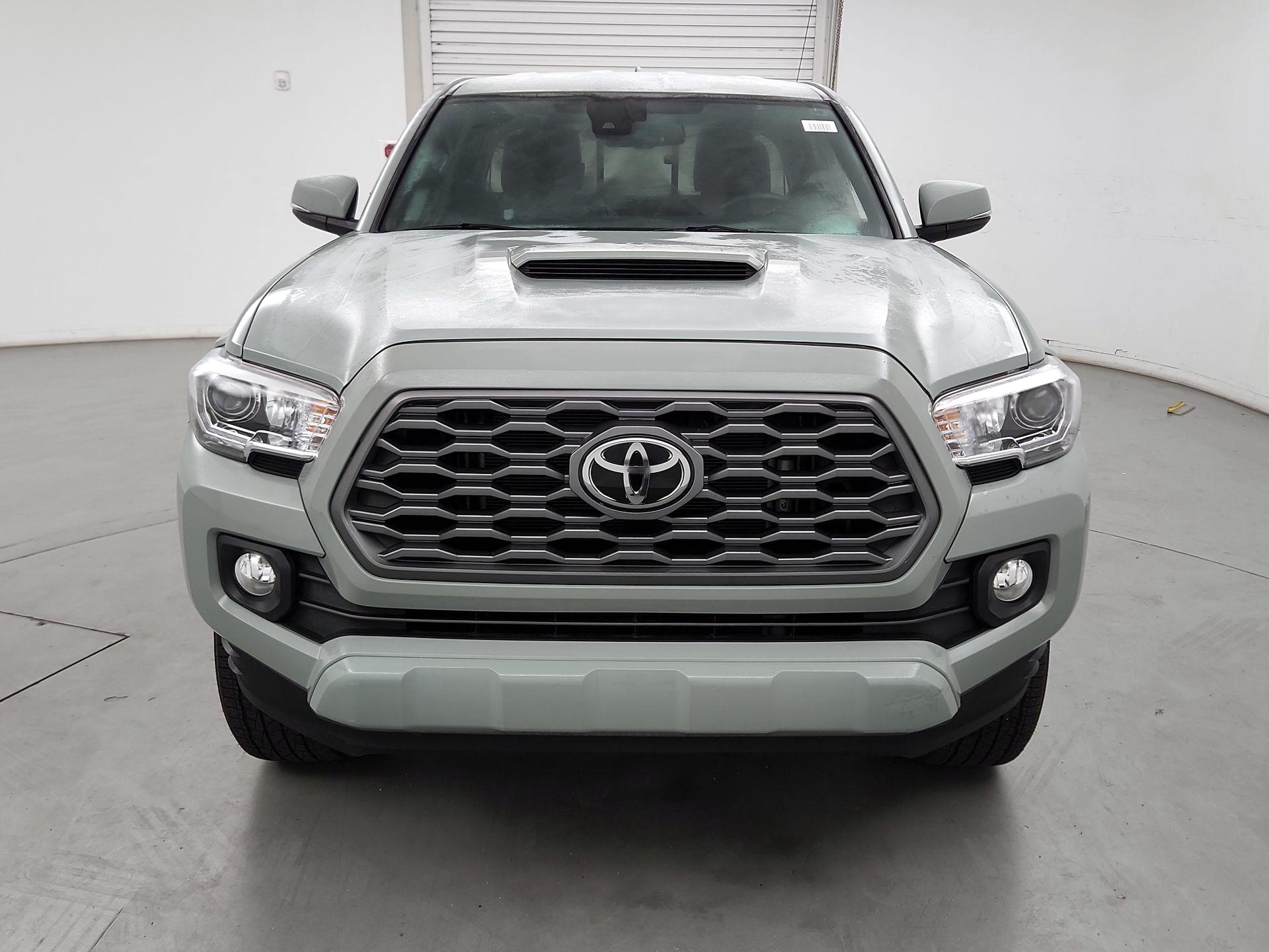 Thumbnail: 2022 Toyota Tacoma - 2