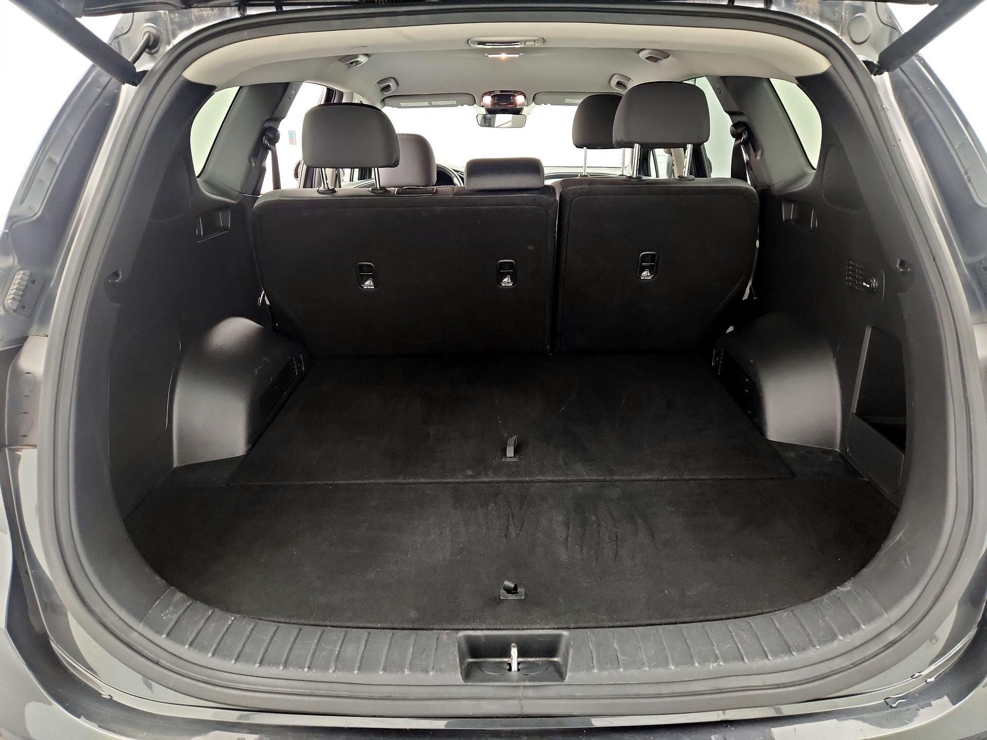 Thumbnail: 2023 Hyundai Santa Fe - 20