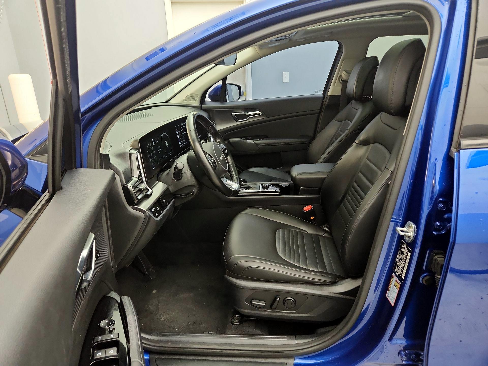 Thumbnail: 2023 Kia Sportage - 11