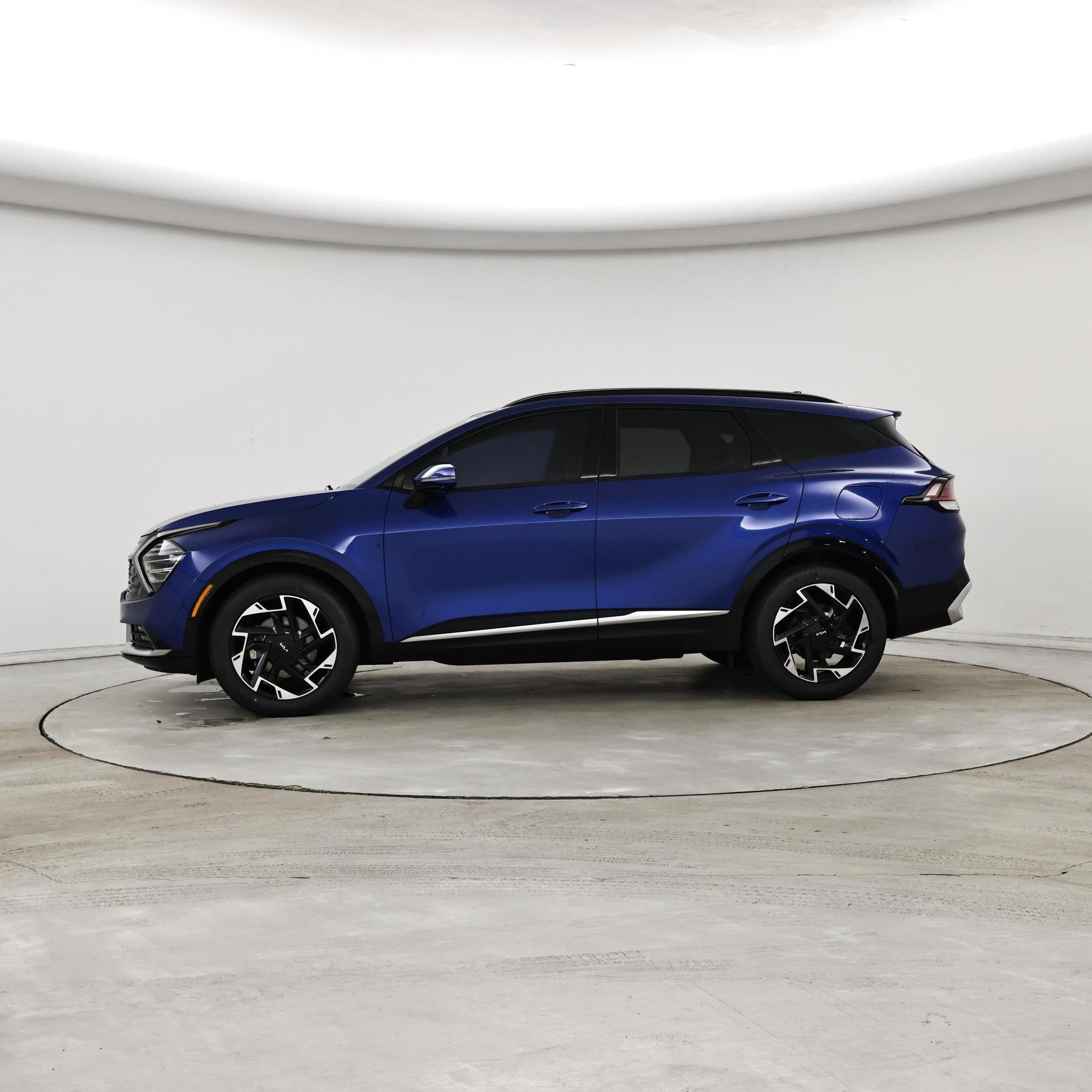 Thumbnail: 2023 Kia Sportage - 3