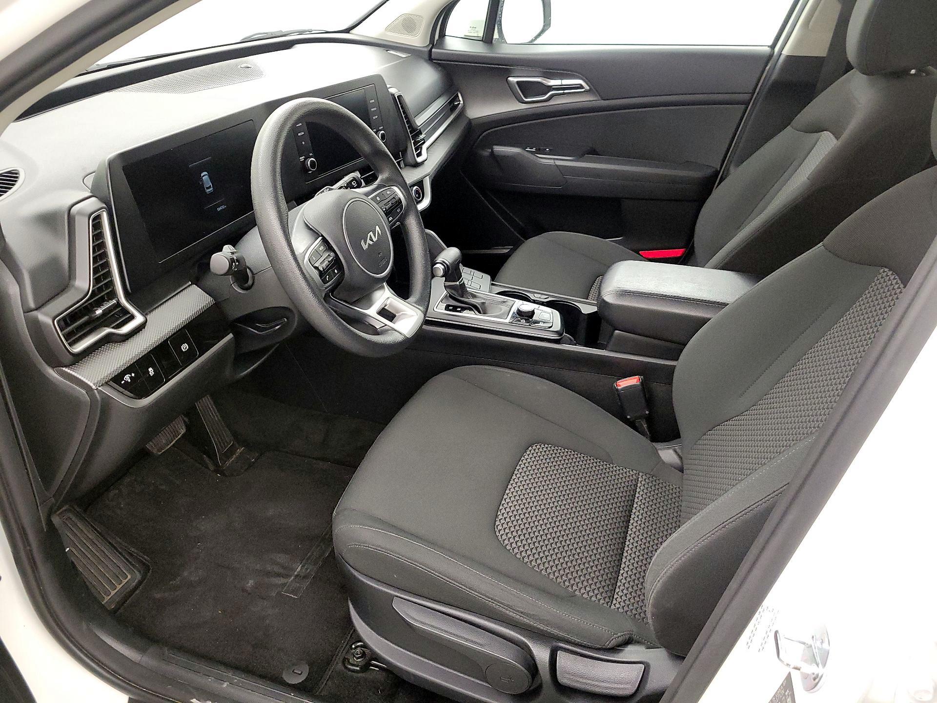 Thumbnail: 2023 Kia Sportage - 11