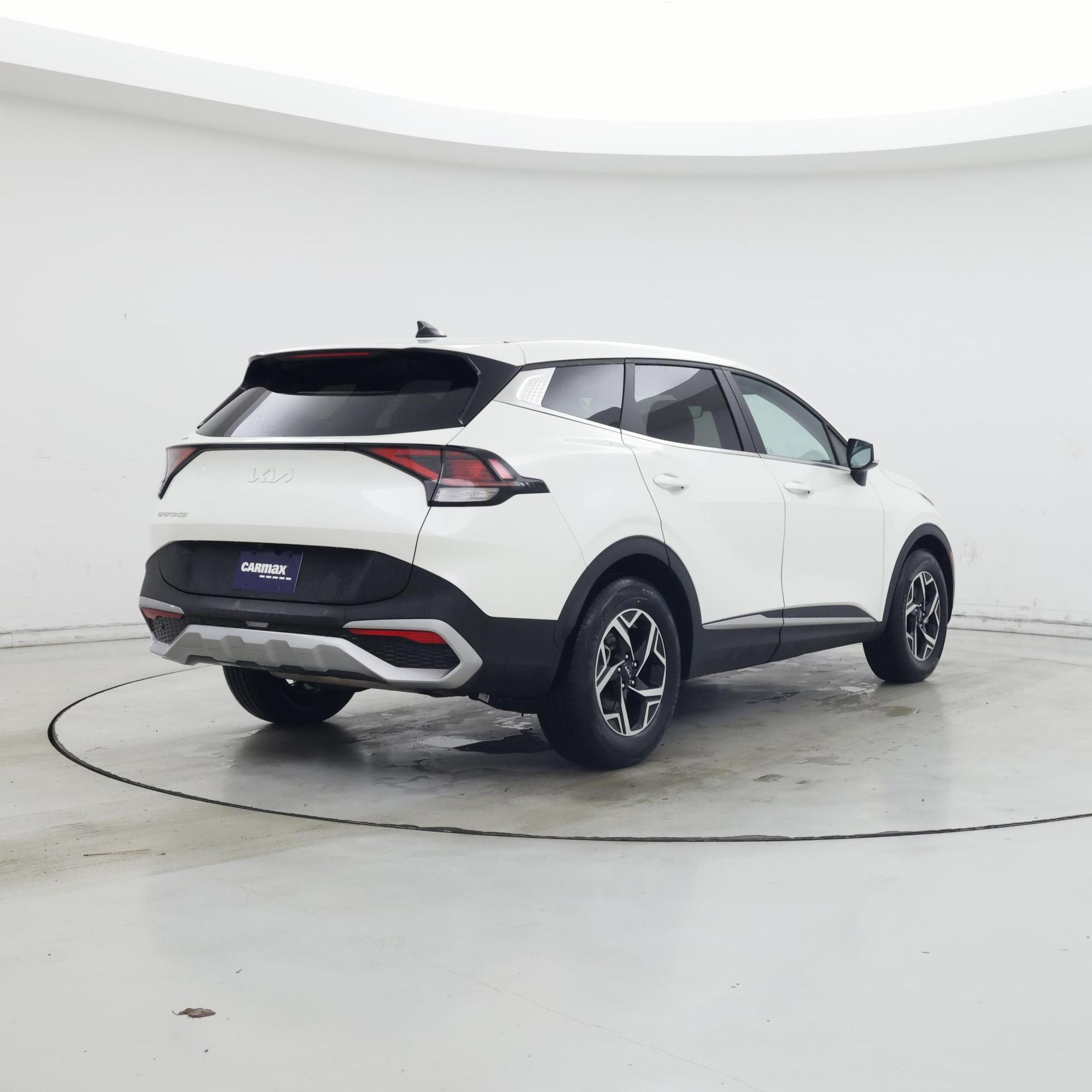 Thumbnail: 2023 Kia Sportage - 8