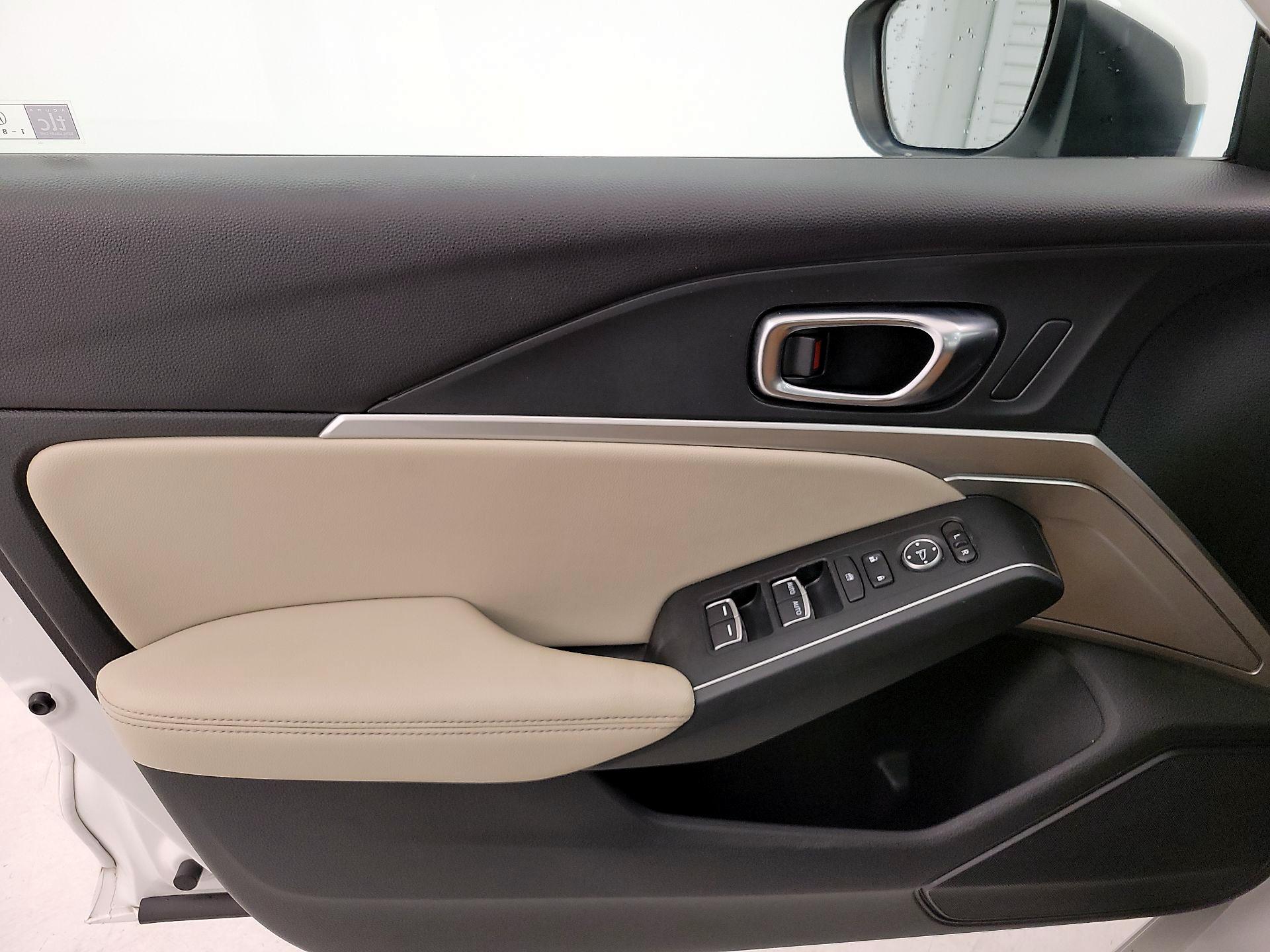 Thumbnail: 2023 Acura Integra - 12