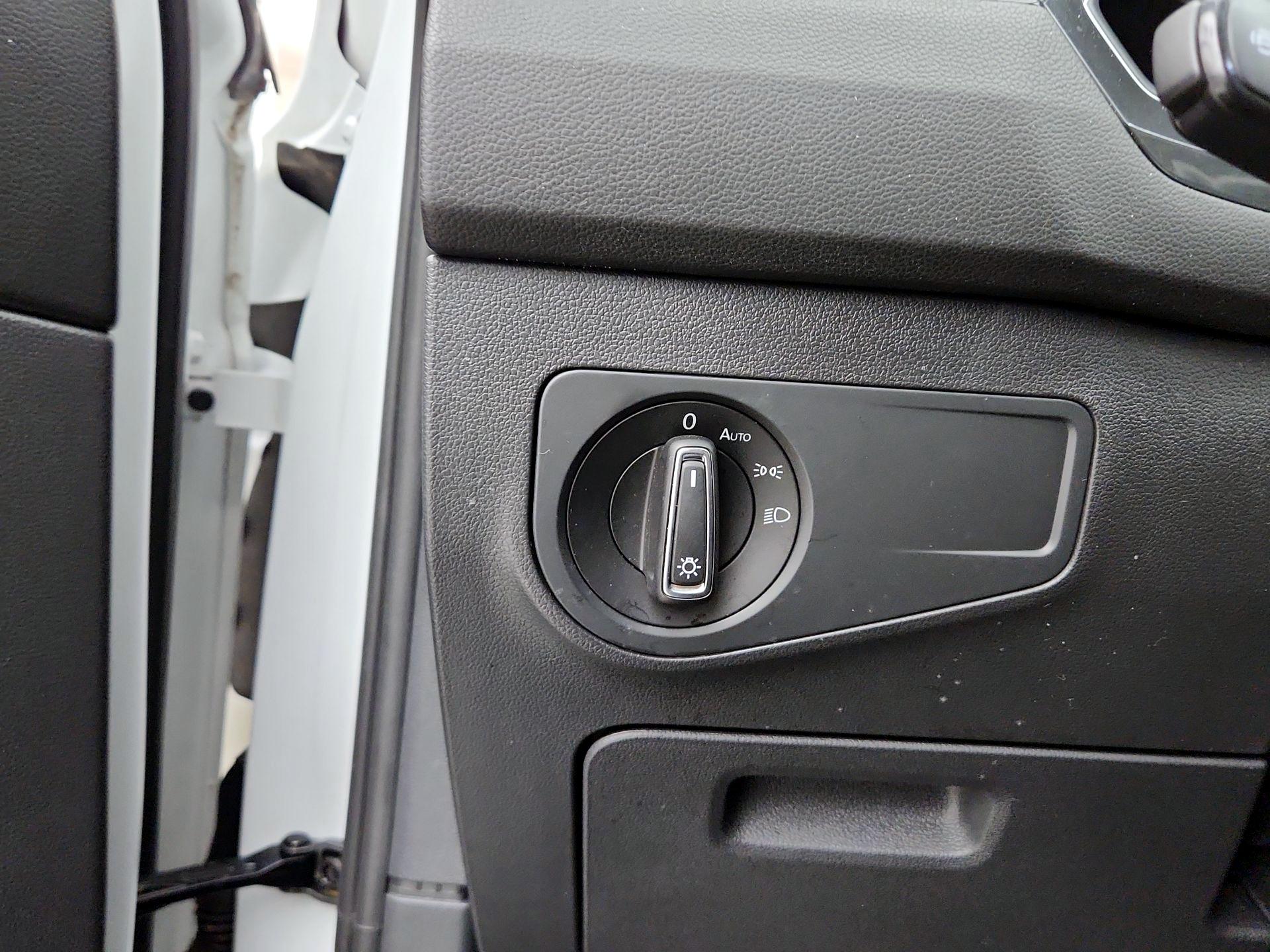 Thumbnail: 2022 Volkswagen Tiguan - 13