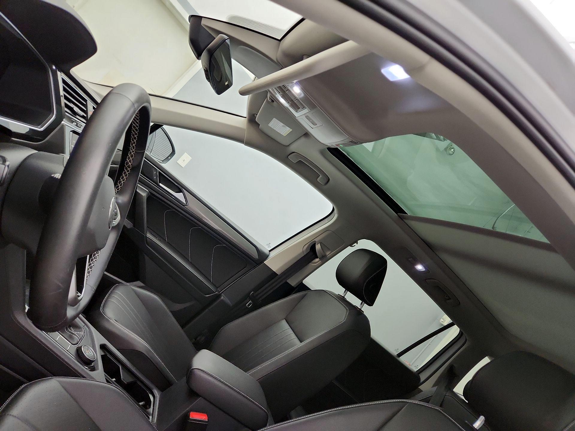 Thumbnail: 2022 Volkswagen Tiguan - 19