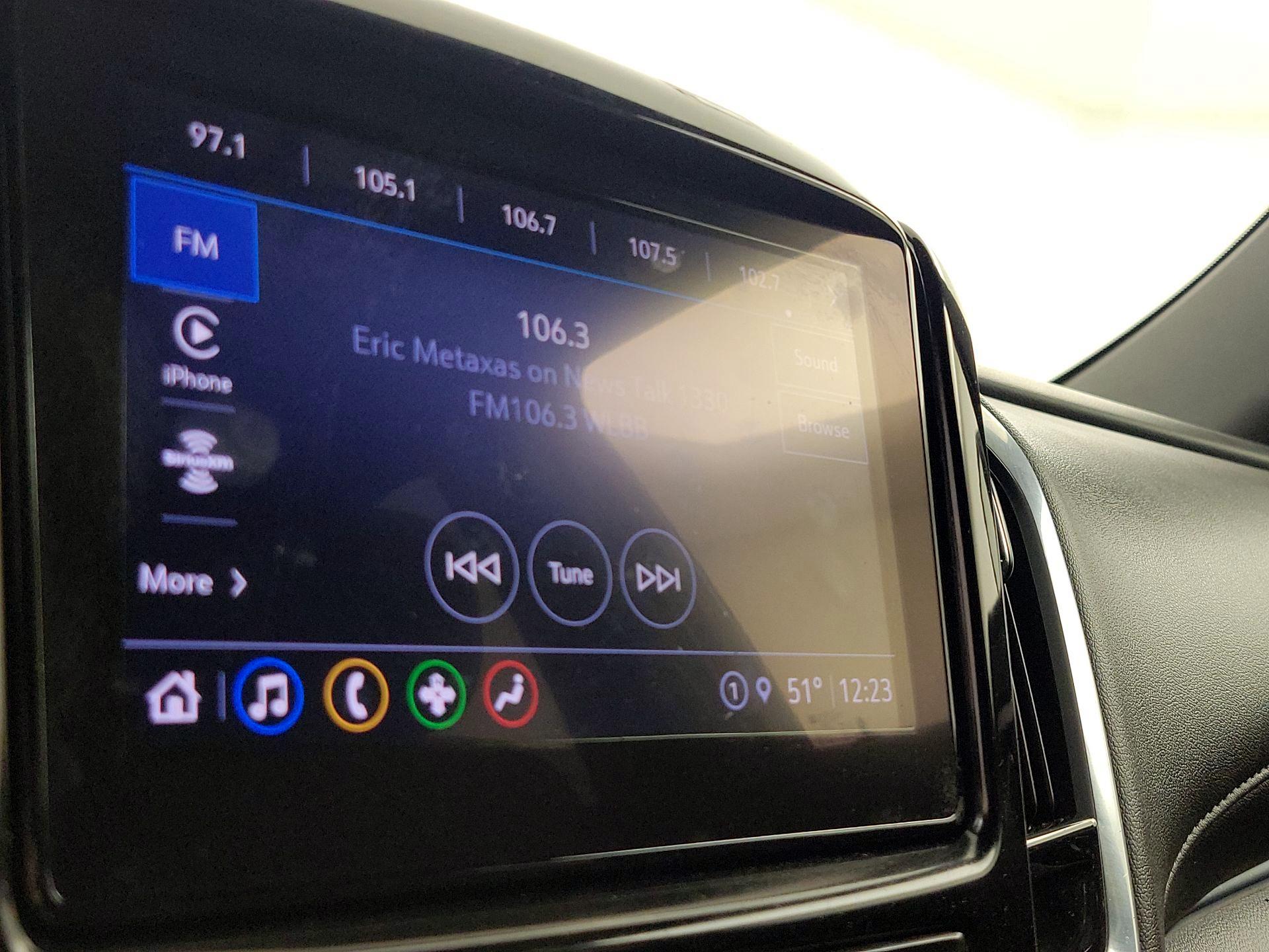 Thumbnail: 2022 Chevrolet Traverse - 15