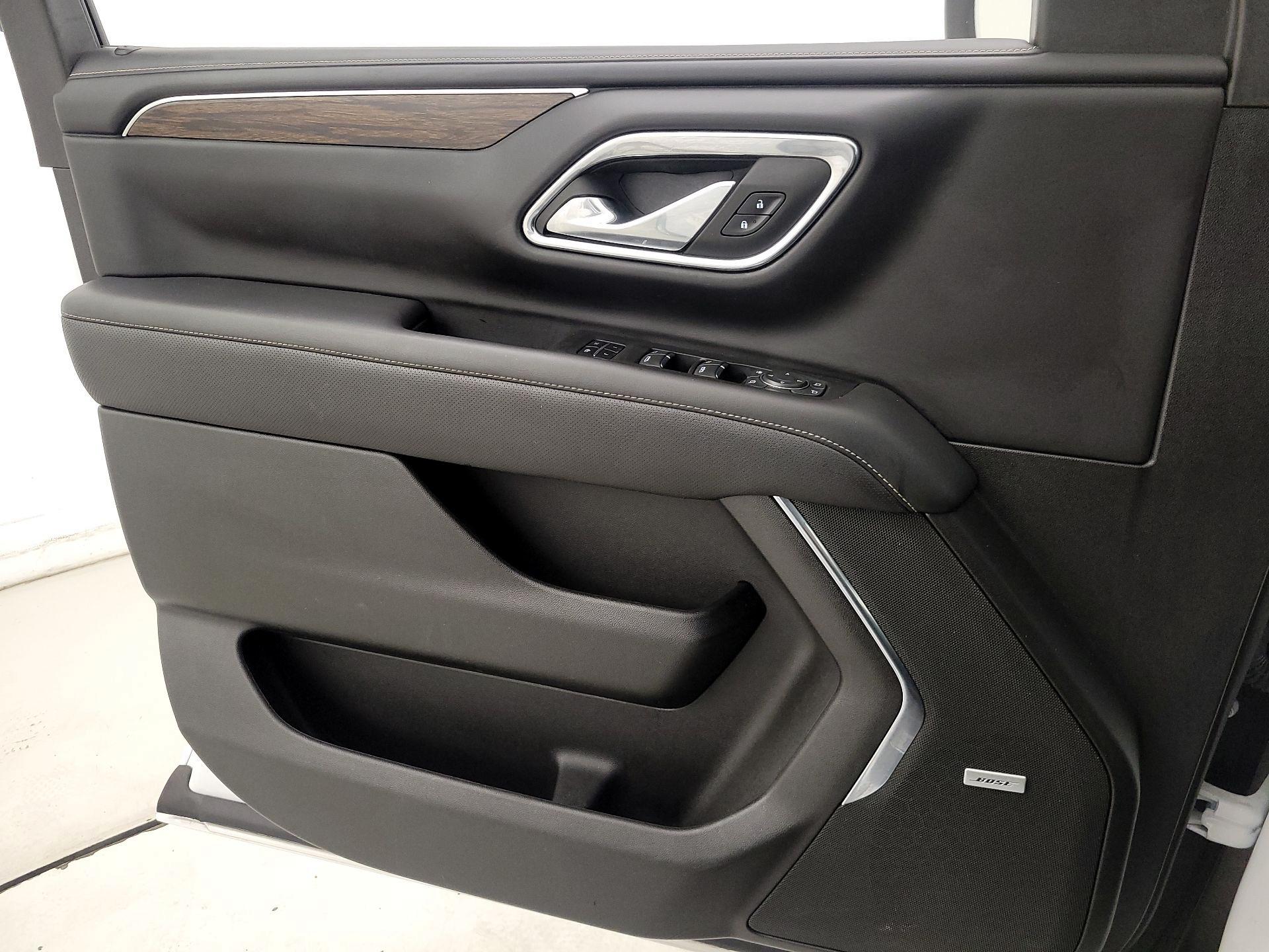 Thumbnail: 2023 Chevrolet Suburban - 12