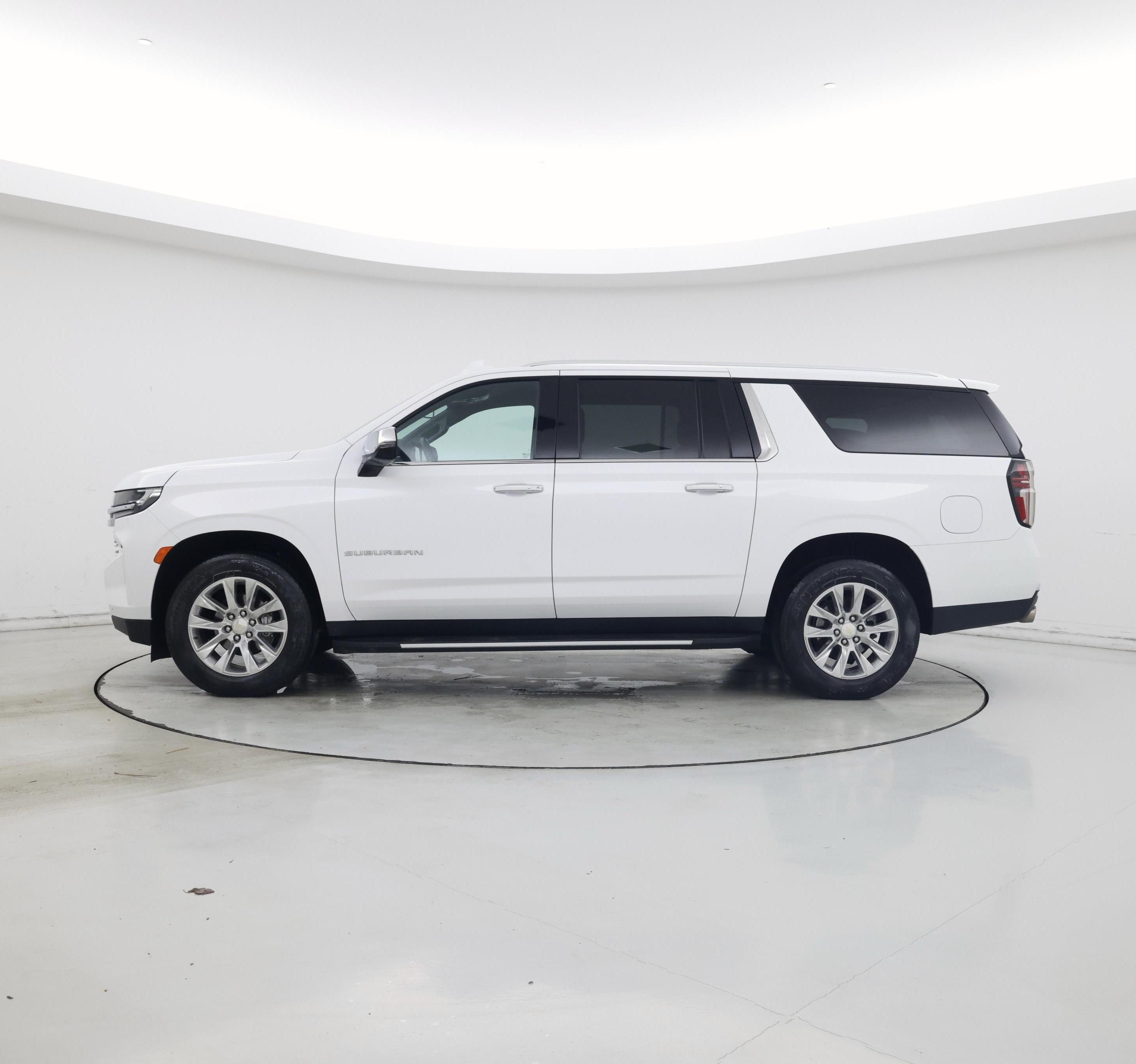 Thumbnail: 2023 Chevrolet Suburban - 3