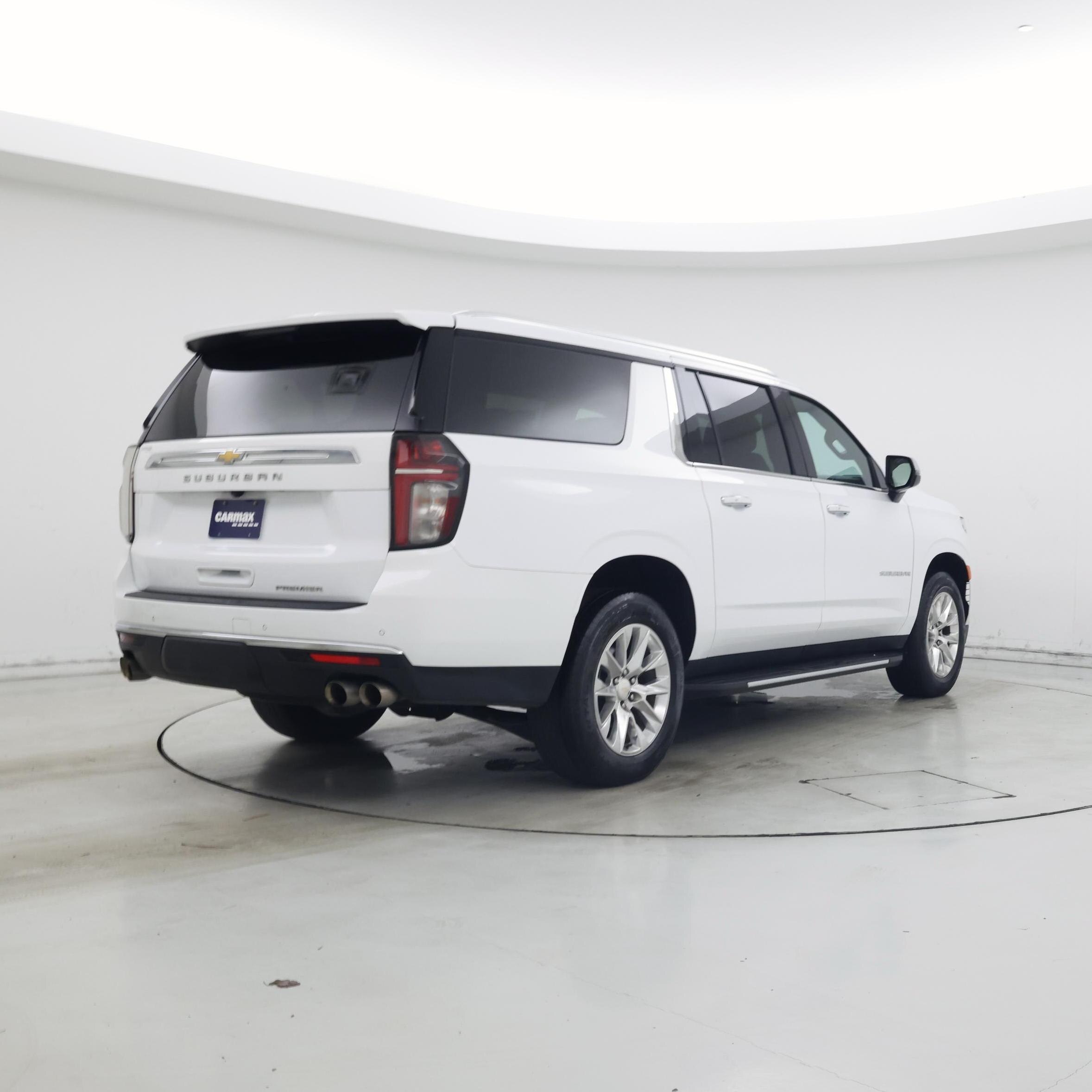 Thumbnail: 2023 Chevrolet Suburban - 8