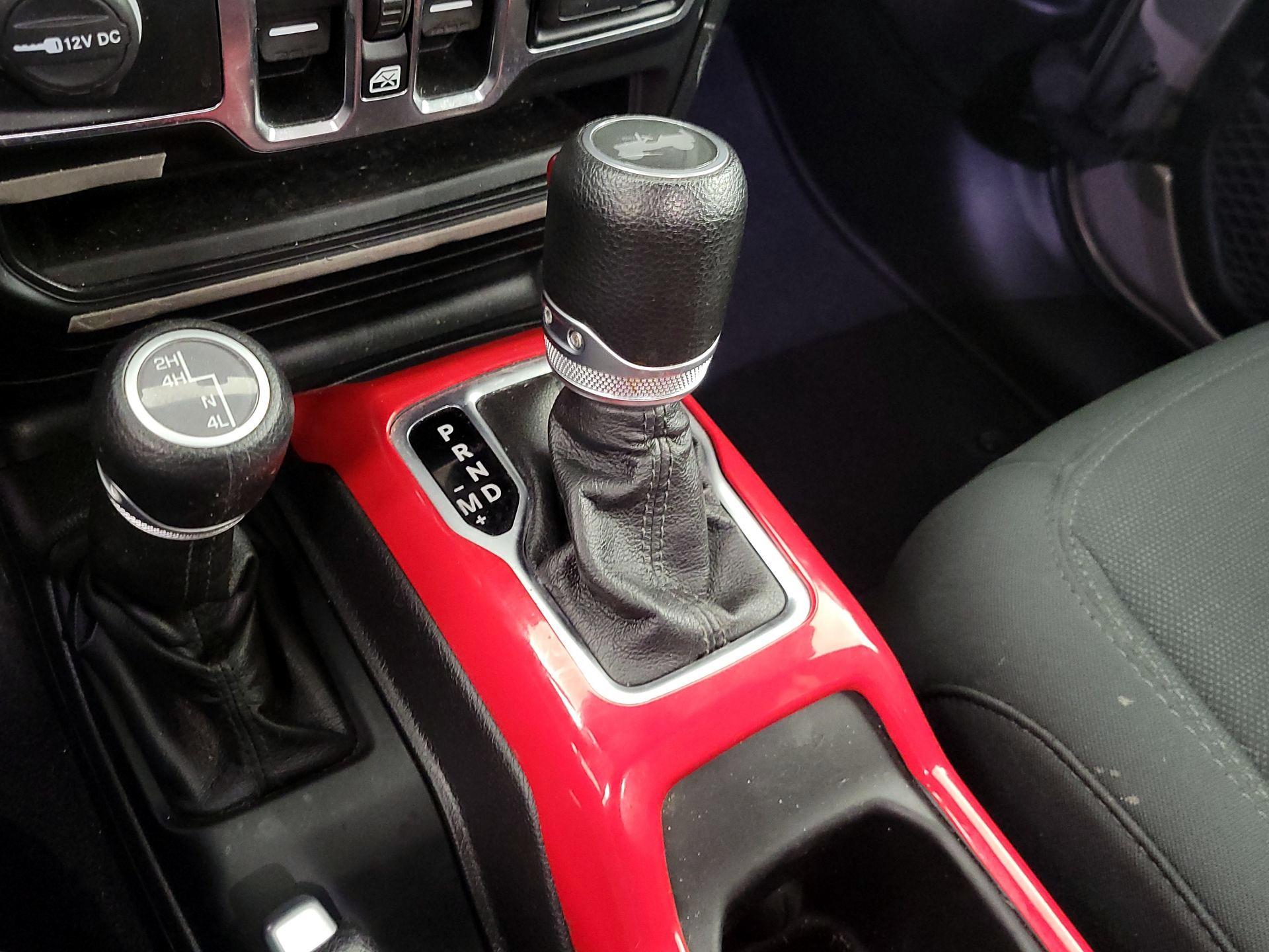 Thumbnail: 2020 Jeep Wrangler - 17