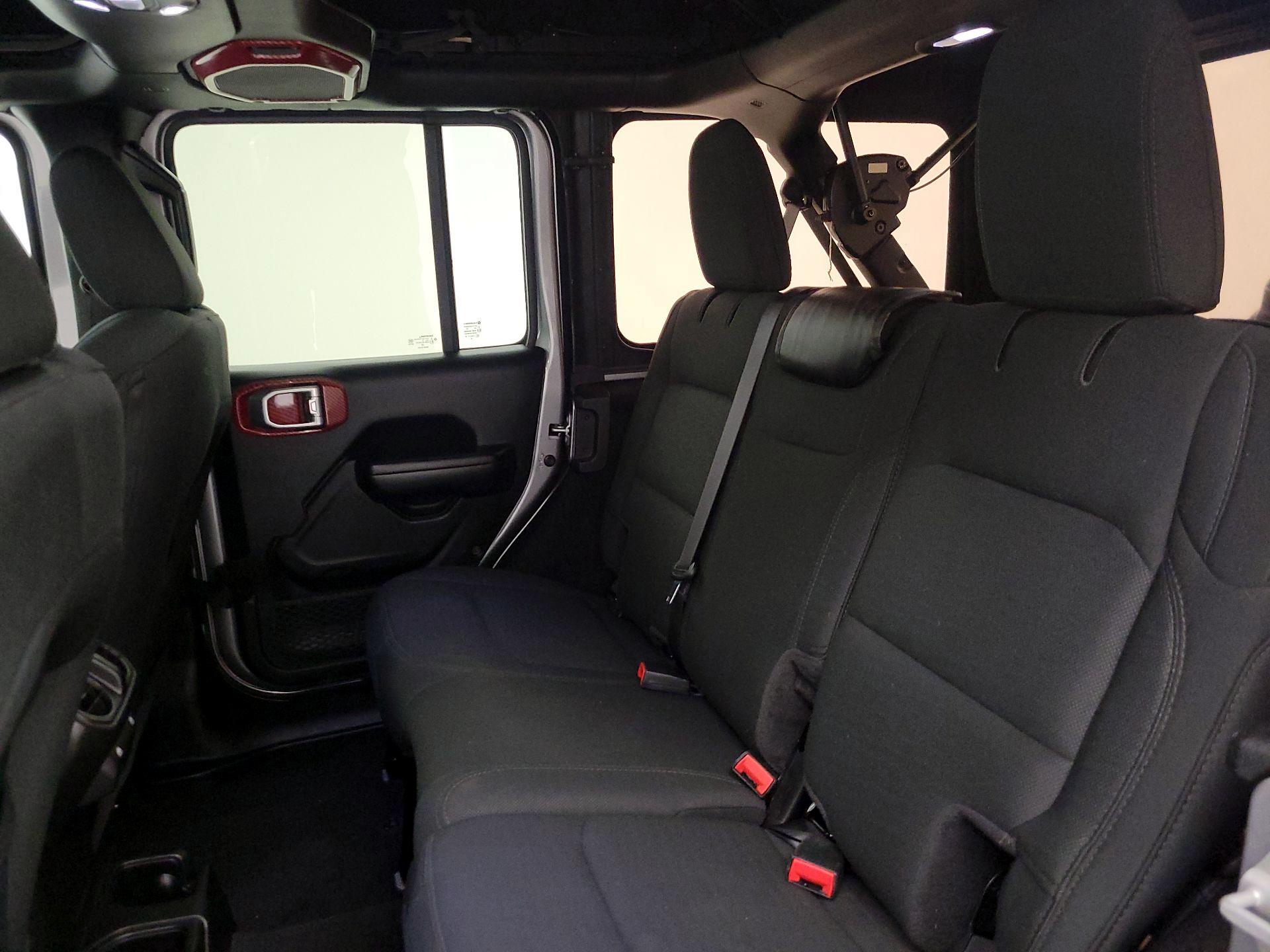 Thumbnail: 2020 Jeep Wrangler - 19