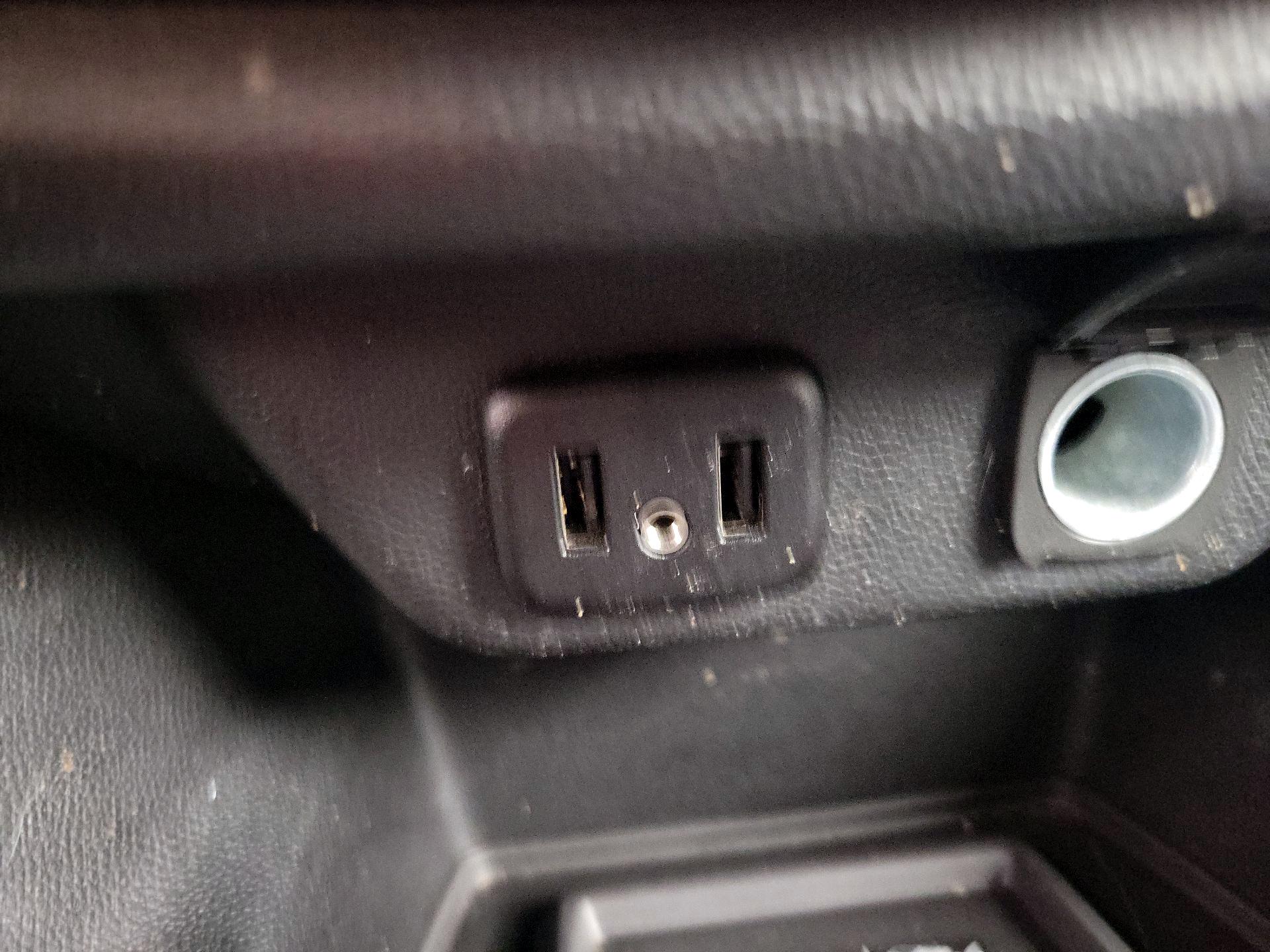 Thumbnail: 2023 Chevrolet Traverse - 18