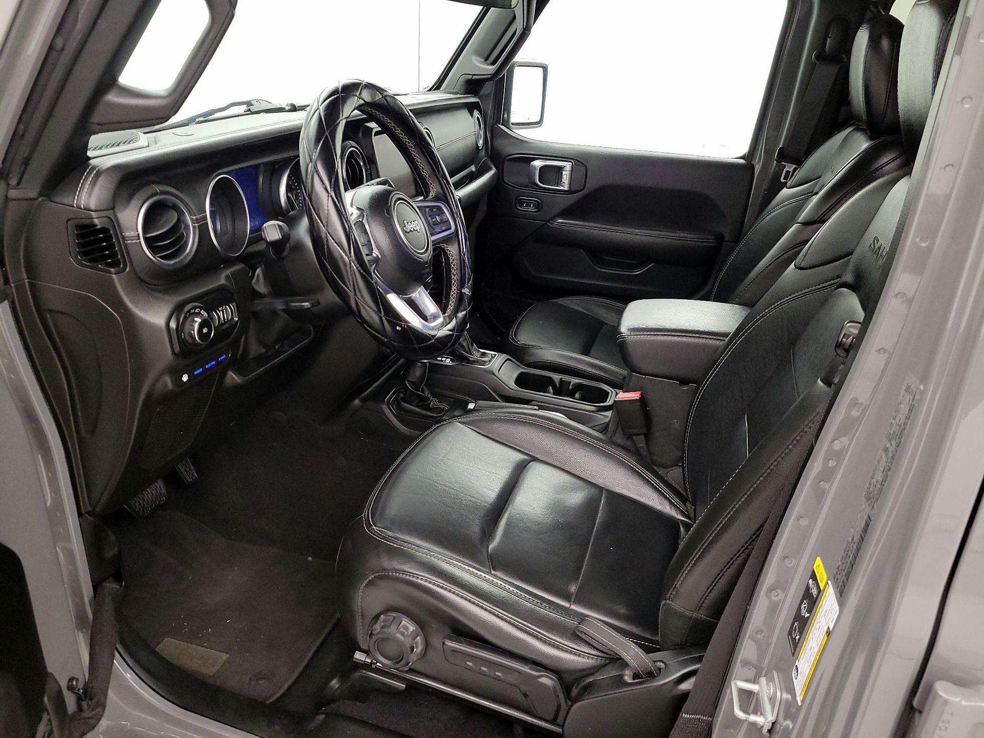 Thumbnail: 2022 Jeep Wrangler - 11