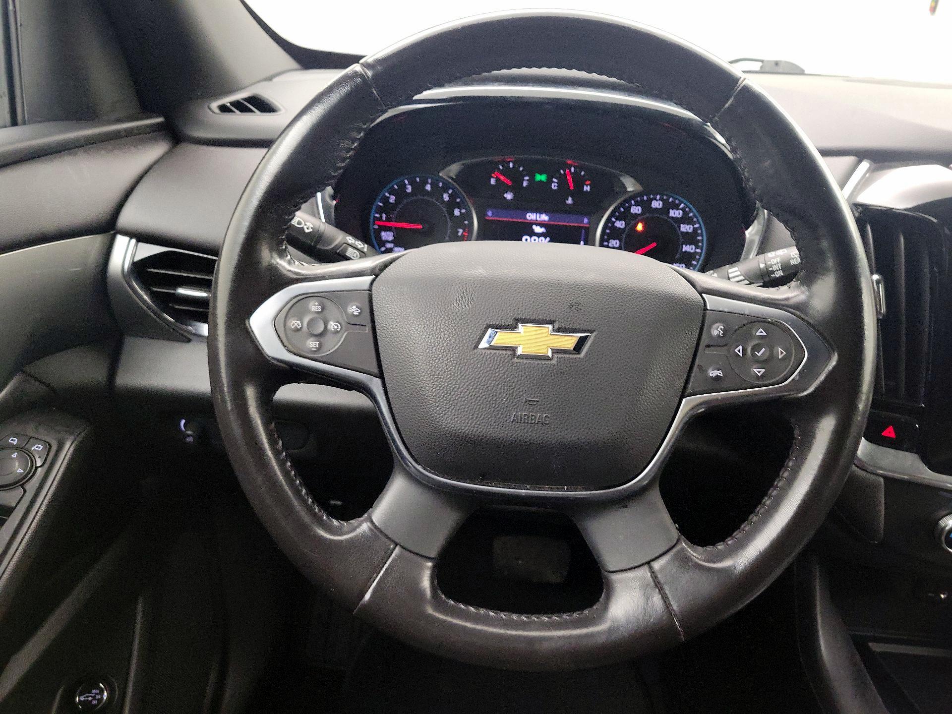 Thumbnail: 2022 Chevrolet Traverse - 10