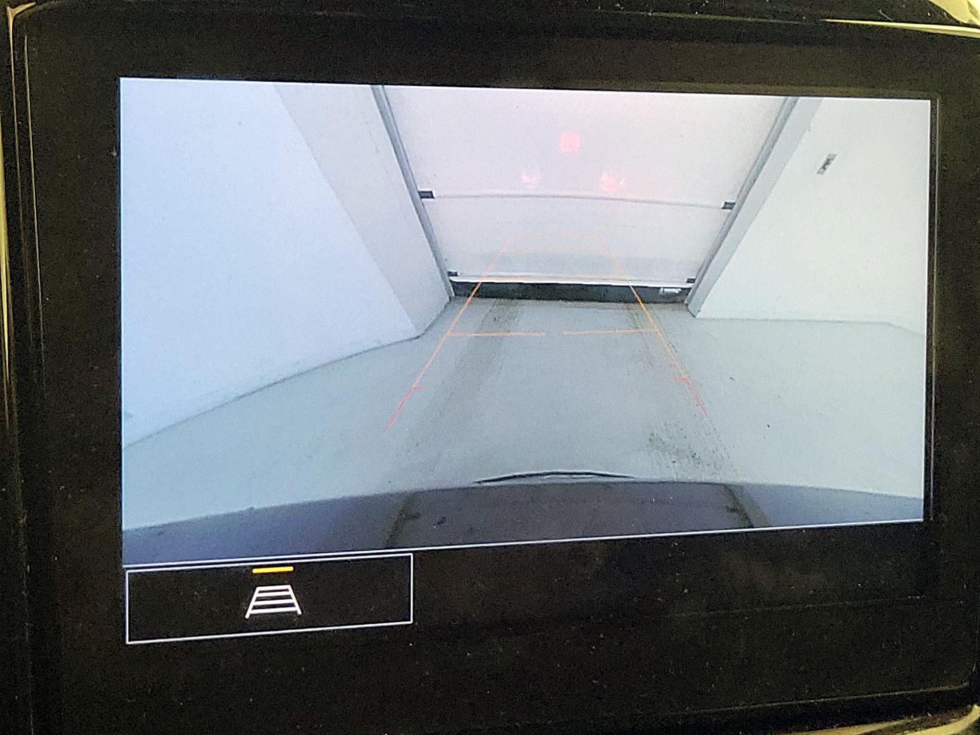 Thumbnail: 2022 Chevrolet Traverse - 14